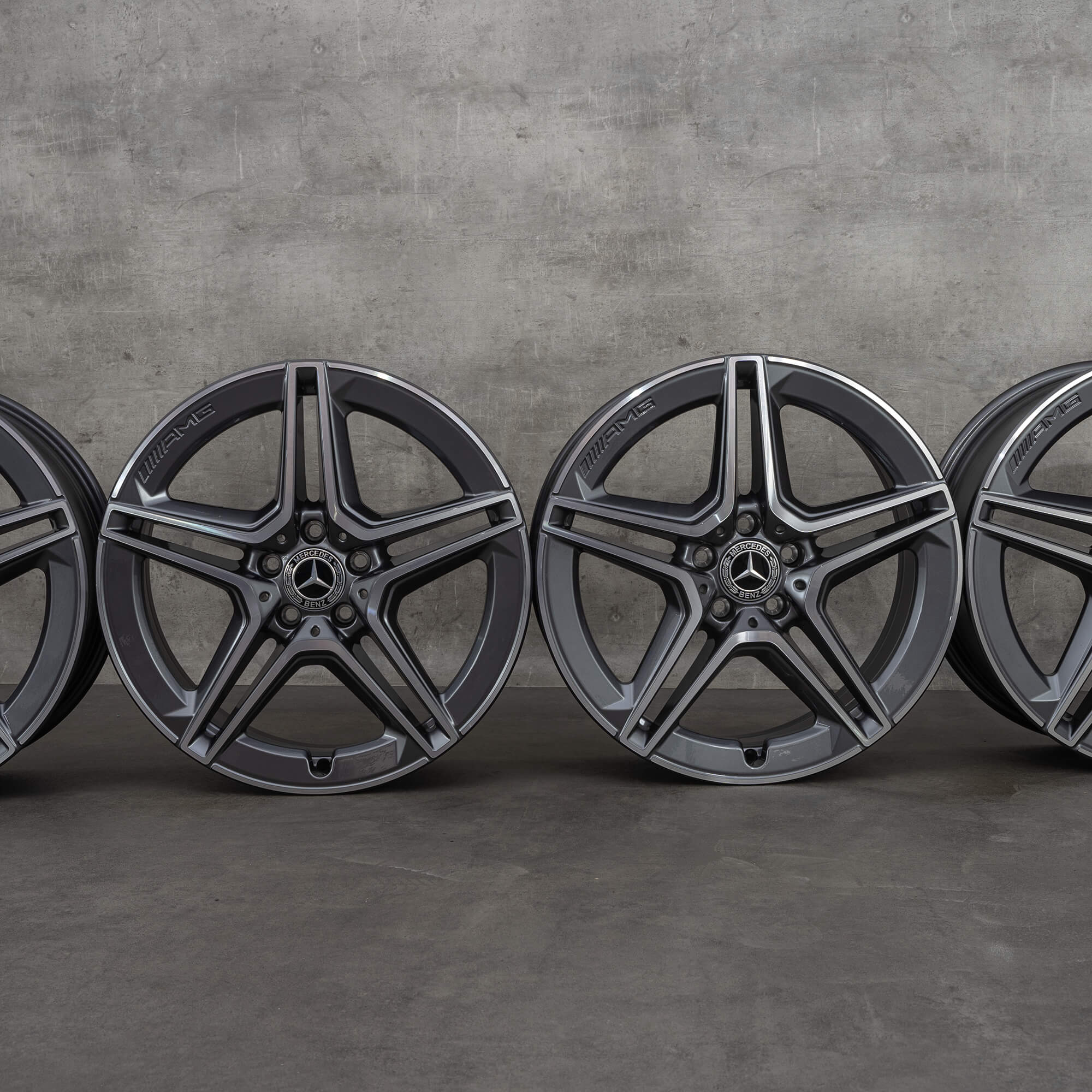 Alkuperäiset Mercedes Benz GLA GLB vanteet 19 tuuman H247 X247 A2474011500 himalaya harmaa kiillotettu
