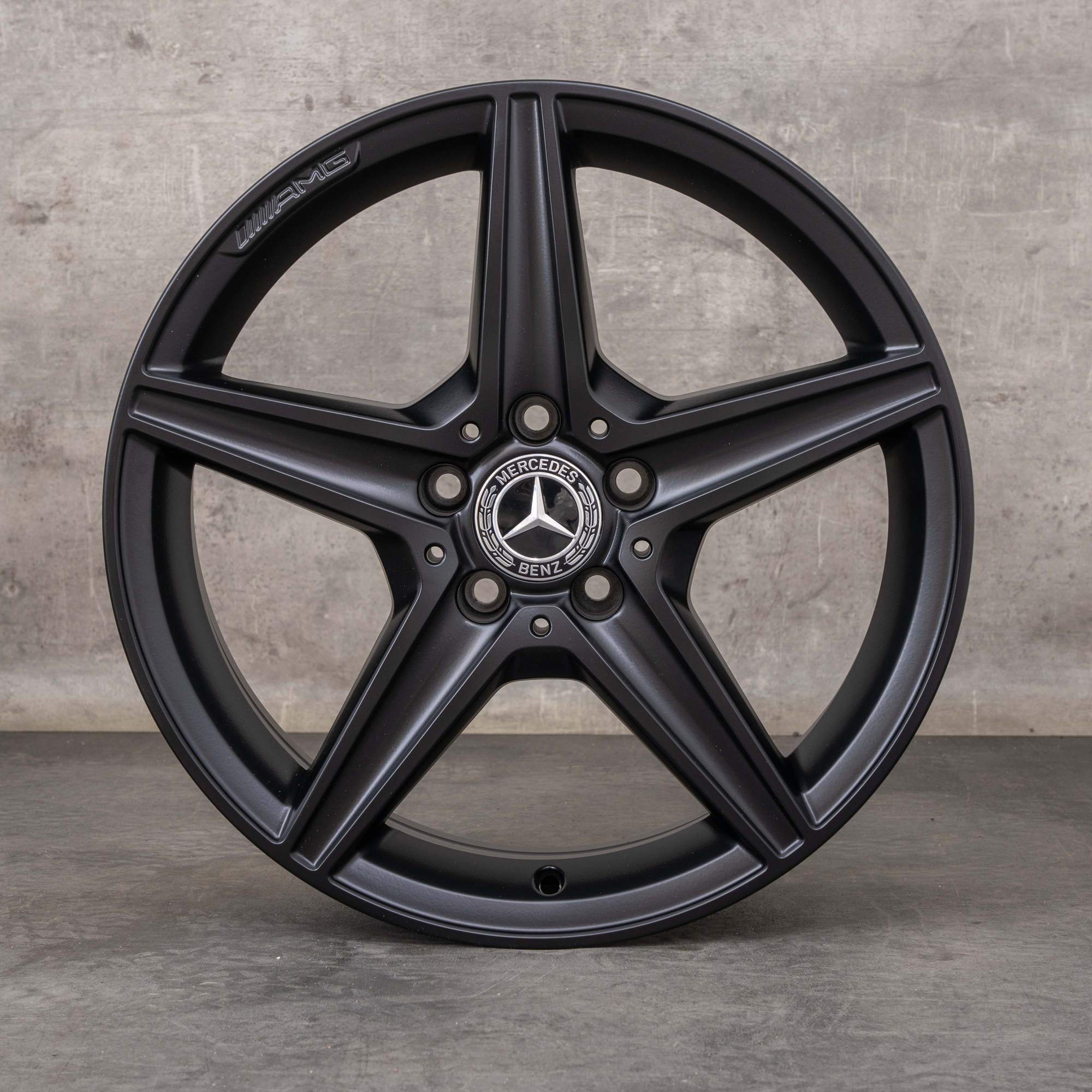 Oryginał Mercedes Benz Klasa C AMG Felgi 18 cali W205 S205 C205 A205 A2054011100 czarny mat