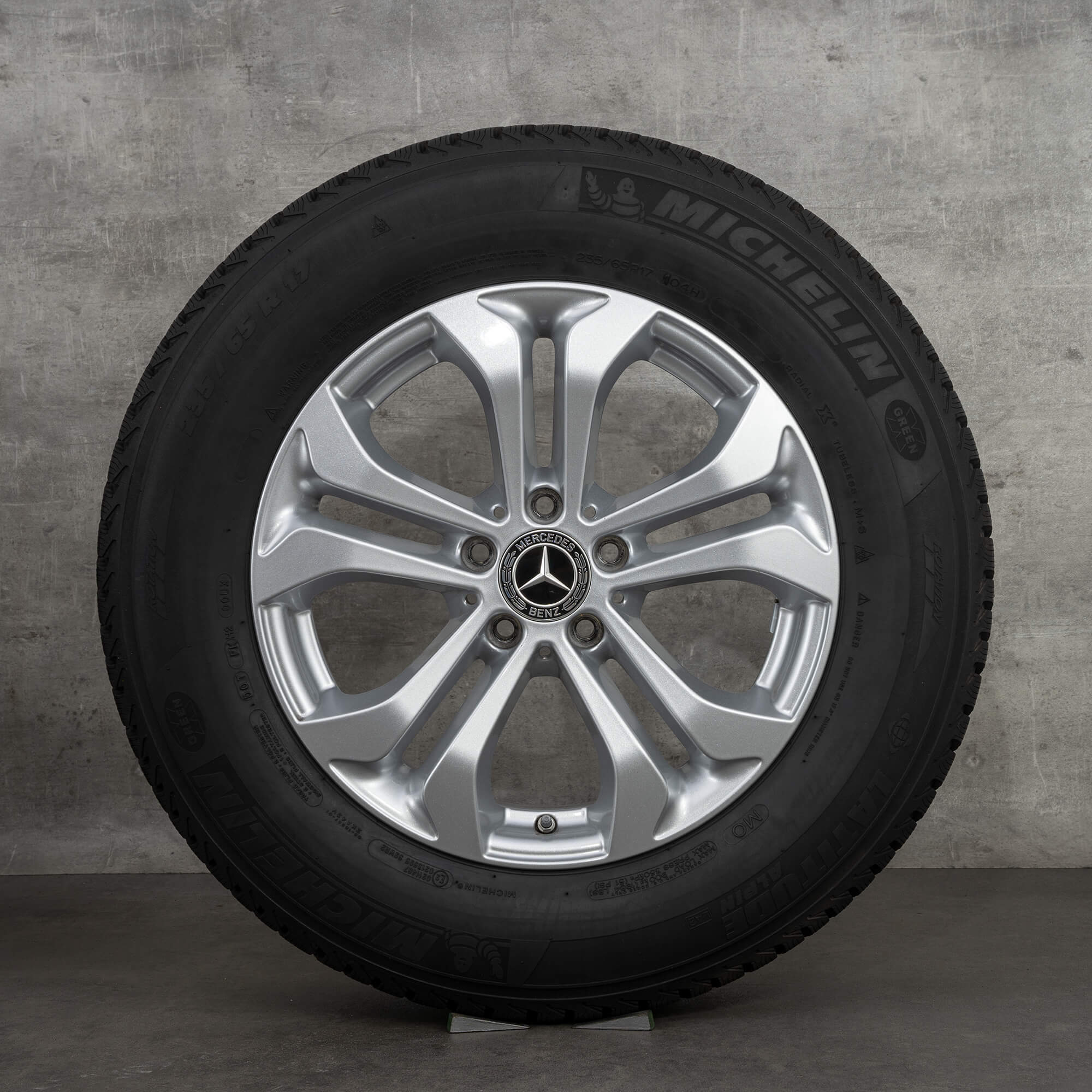 Genuine Mercedes Benz GLC ruedas de invierno 17 pulgadas X253 llantas A2534010600 plata