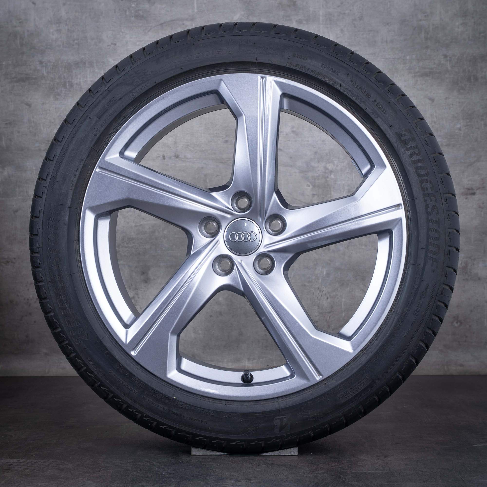 Ruote invernali originali Audi A6 da 19 pollici 4K C8 4K0601025EP antracite NUOVI