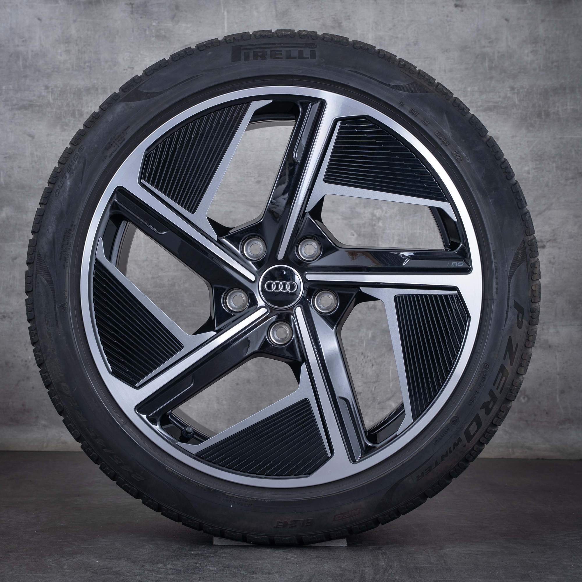 Oryginalne koła zimowe Audi e-tron GT & RS 20 cali FW felgi Aero 4J3601025F 4J3601025H czarne Polerowane