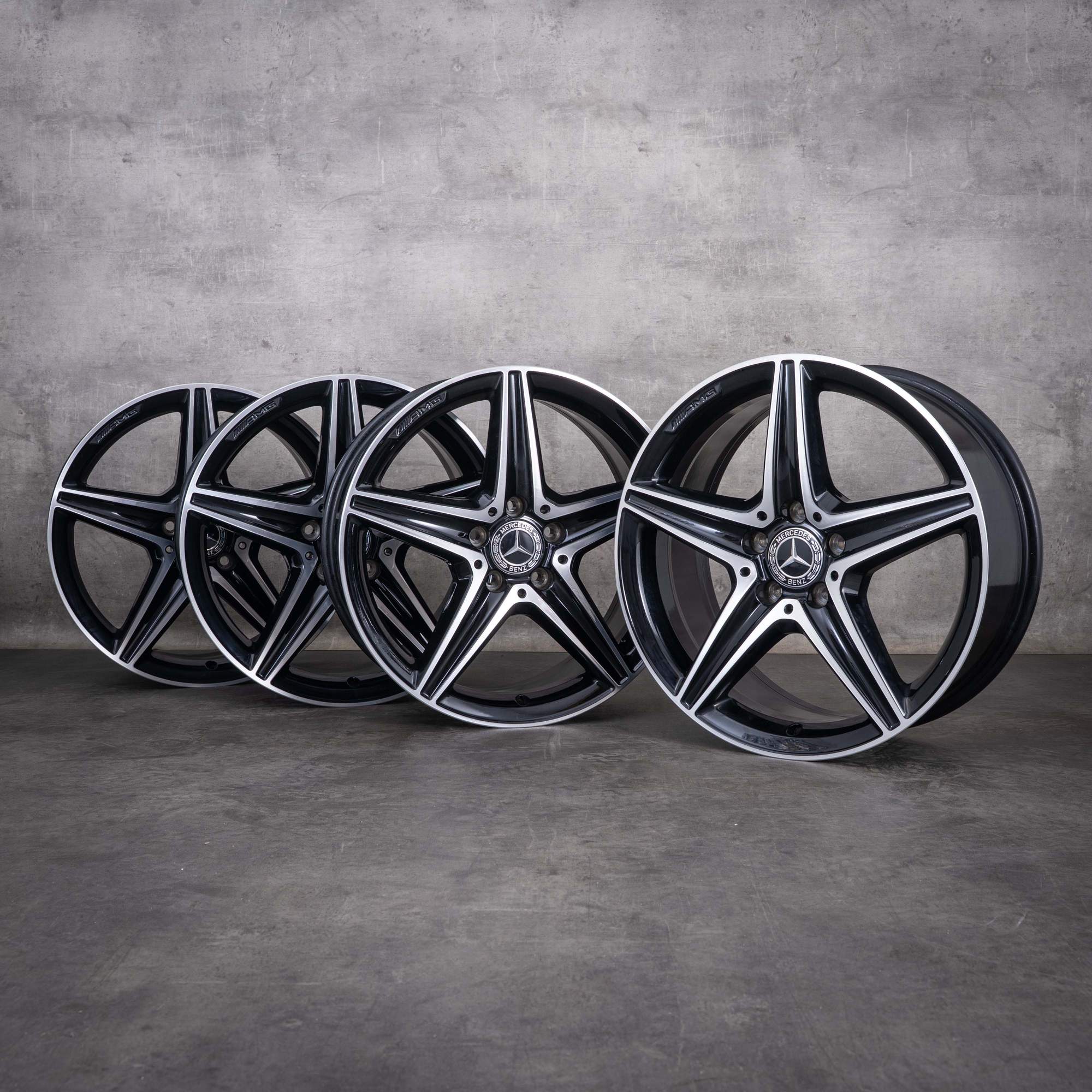Original Mercedes Benz E-Klasse AMG Felgen 18 Zoll W213 S213 A238 C238 A2134011800 A2134011900 schwarz glanzgedreht