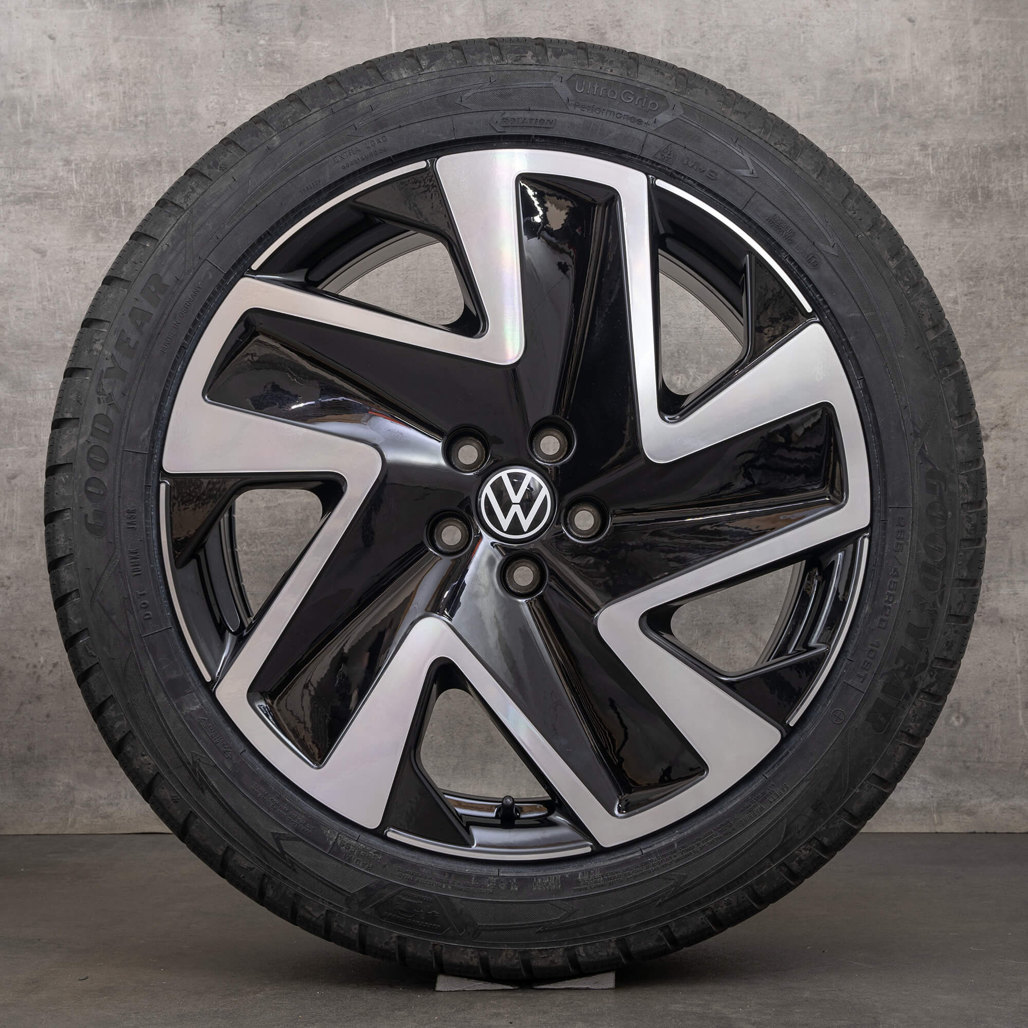 VW ID Buzz Winterräder 20 Zoll Felgen Winterreifen 1T3601025E 1T3601025BM Solna