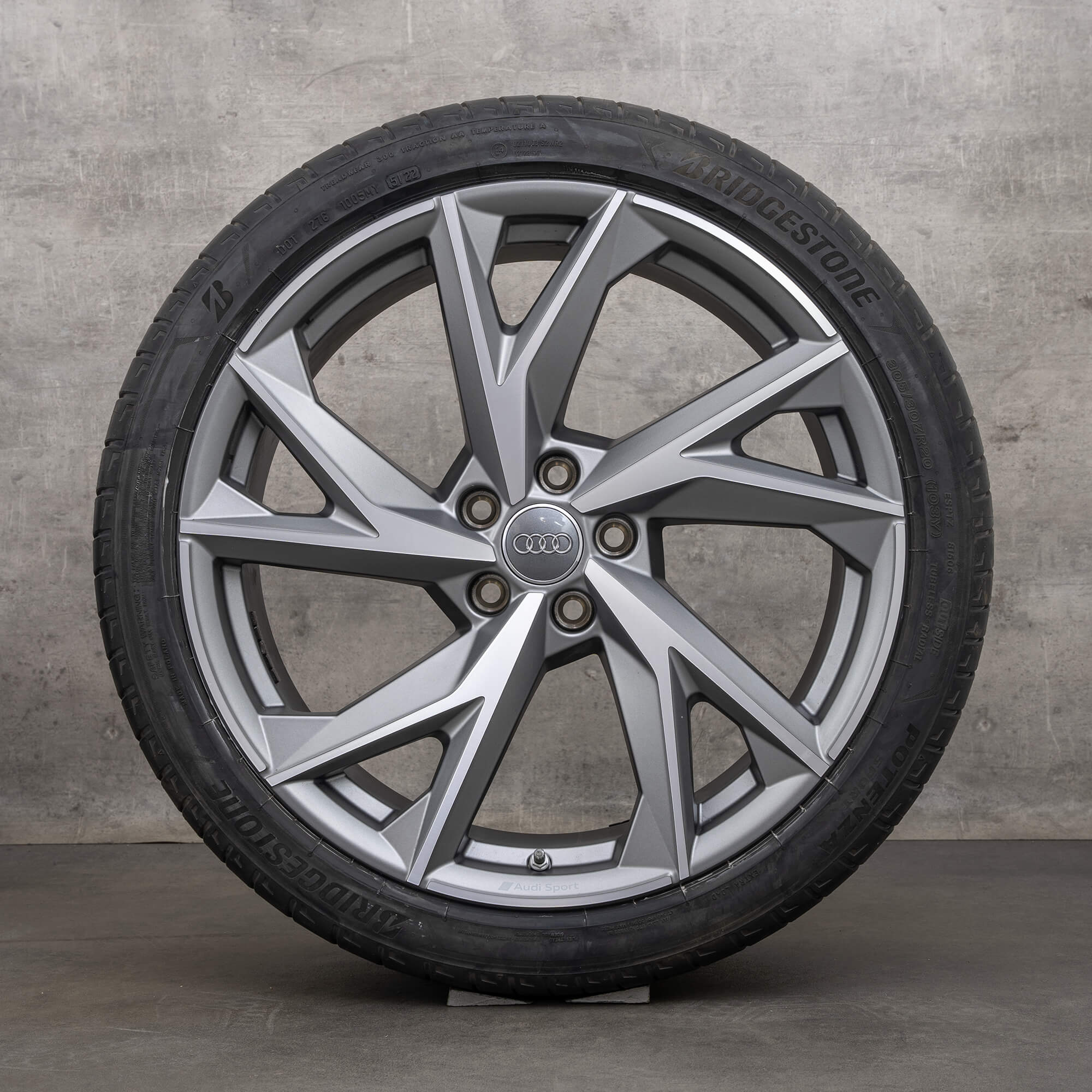 OEM Audi R8 winter wheels 20inch 4S rims 4S0601025CA 4S0601025CC diamond cut titanium NEW