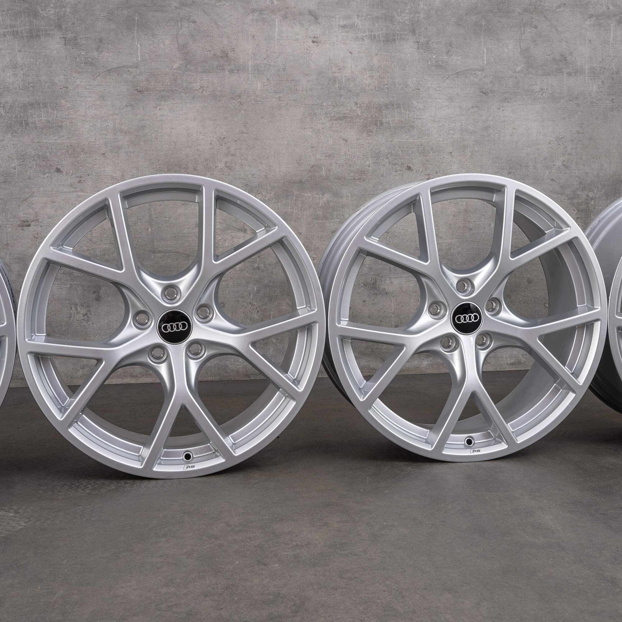 Audi 19 inch rims RS3 8Y alloy 8Y0601025BR 8Y0601025BQ
