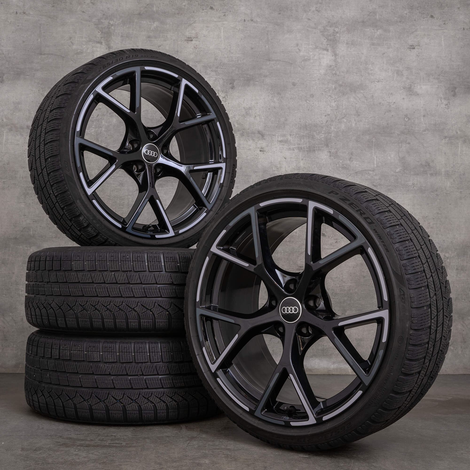 Original Audi RS3 Winterräder 19 Zoll 8Y Felgen 8Y0601025BP 8Y0601025BQ schwarz