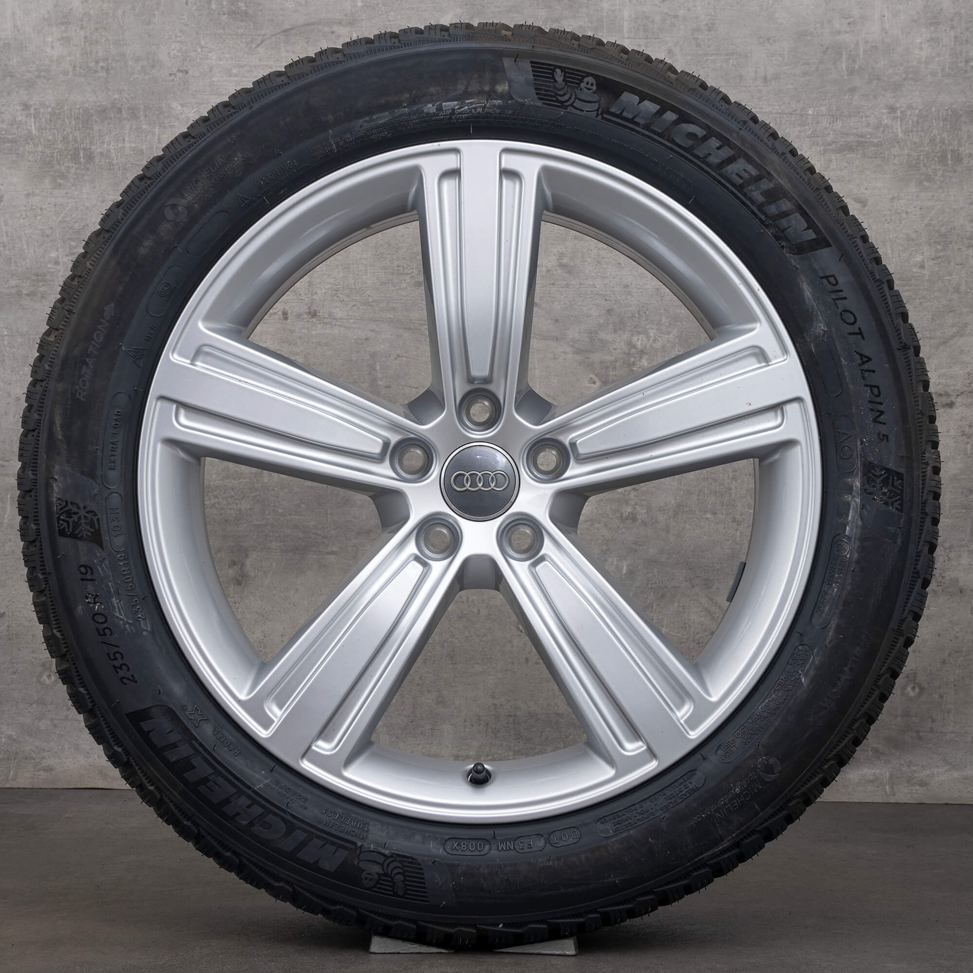 Oryginalne koła zimowe Audi A8 S8 19 cali 4N D5 felgi 4N0601025J srebrne