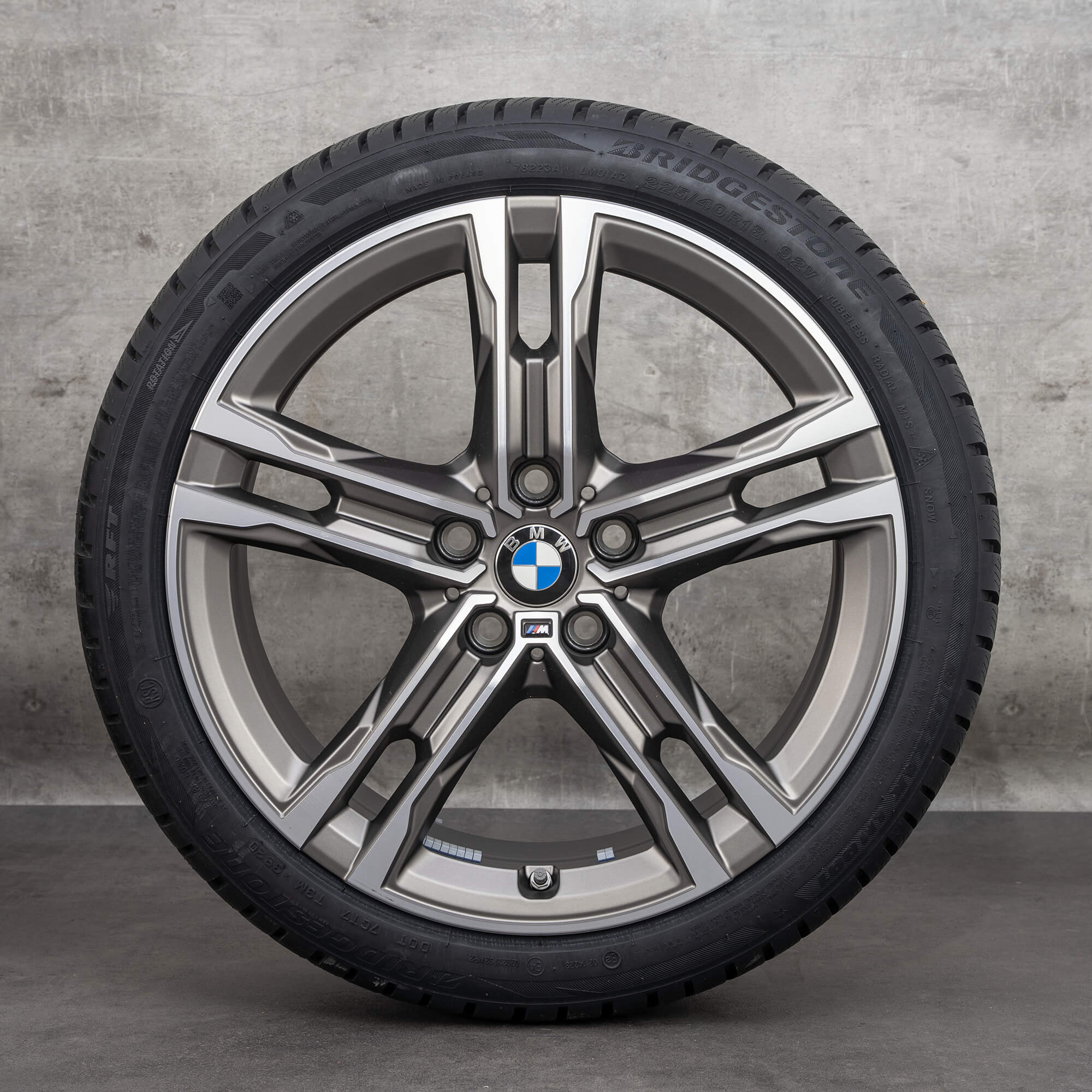 Oryginał BMW Seria 1 2 koła 18 cali F40 F44 Gran Coupé letnie stylizacja 556 M 8053524 cerium szary Polerowane NOWOŚĆ