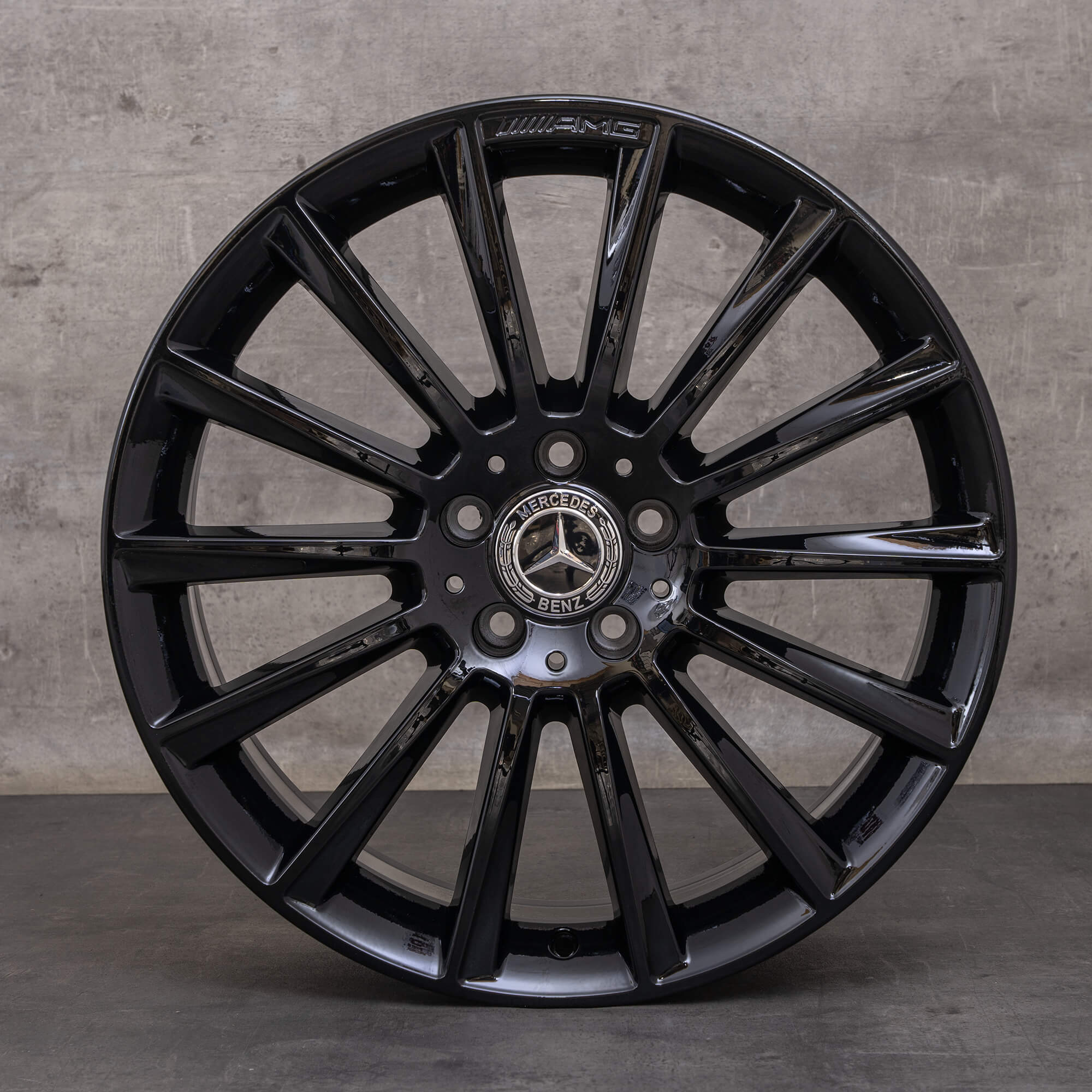 Orijinal Mercedes Benz C-Serisi AMG jantlar 19 inç W205 S205 C205 A205 A2054011300 A2054011400 siyah parlak