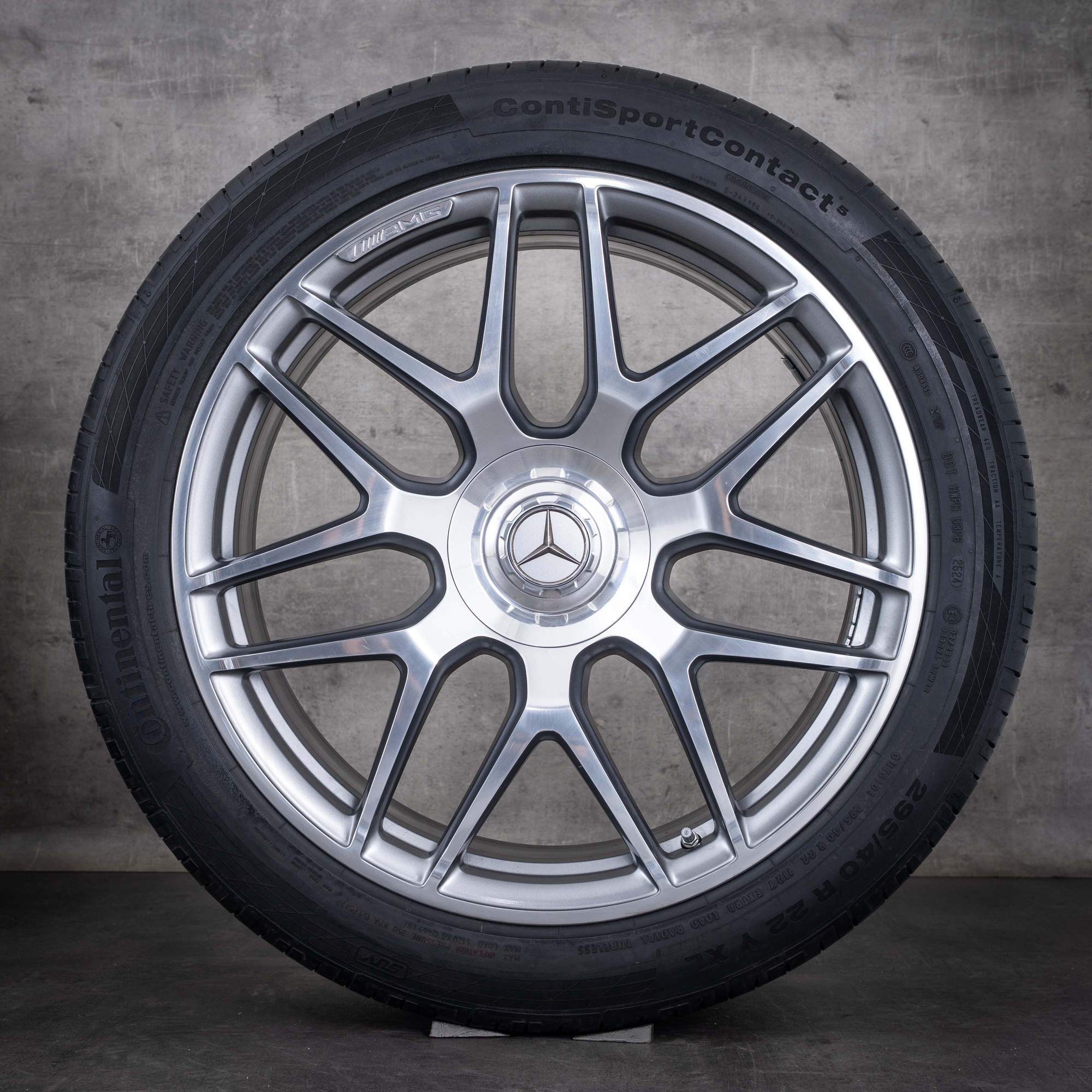 Oryginalne felgi Mercedes Benz Klasa G G63 AMG 22 cale W465 W463A koła letnie A4634012000 himalaya grey Polerowane
