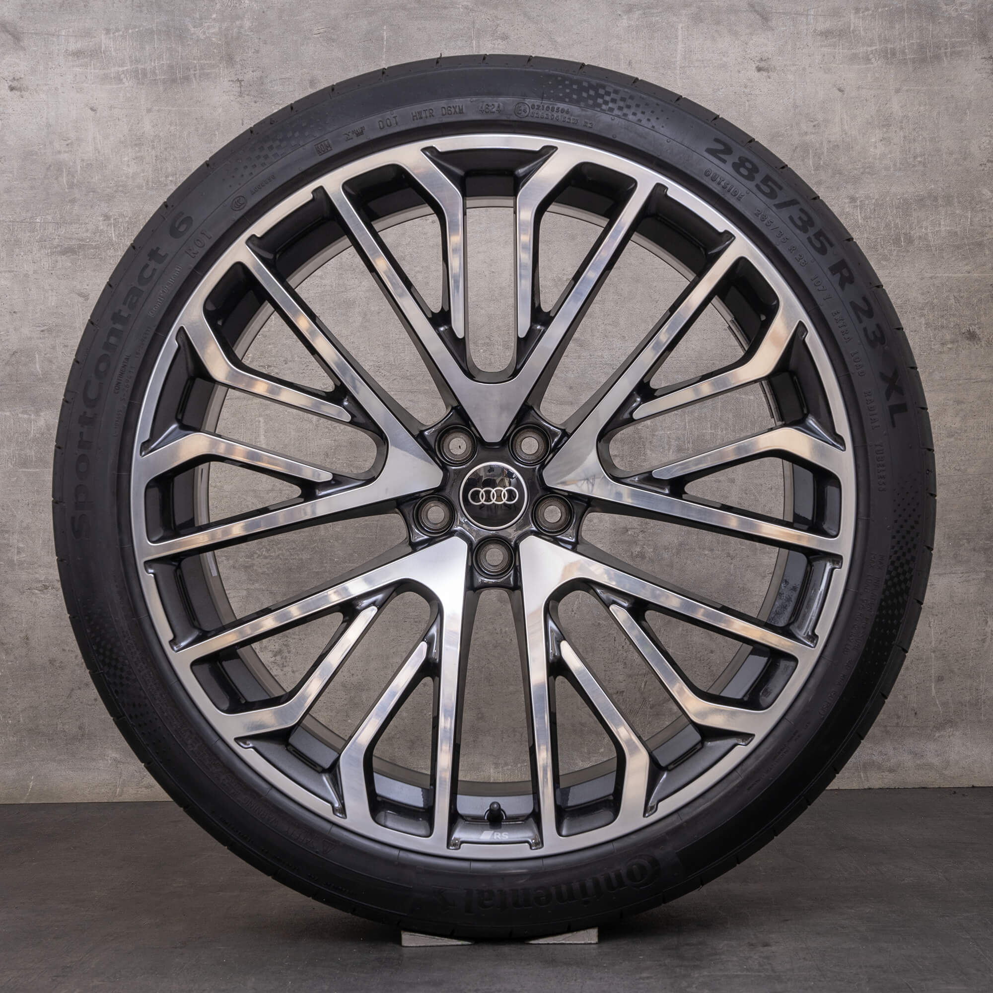 Oryginał Audi Q8 SQ8 koła zimowe 23 cale 4M8 felgi 4M8601025BN czarny metalik polerowane NOWOŚĆ