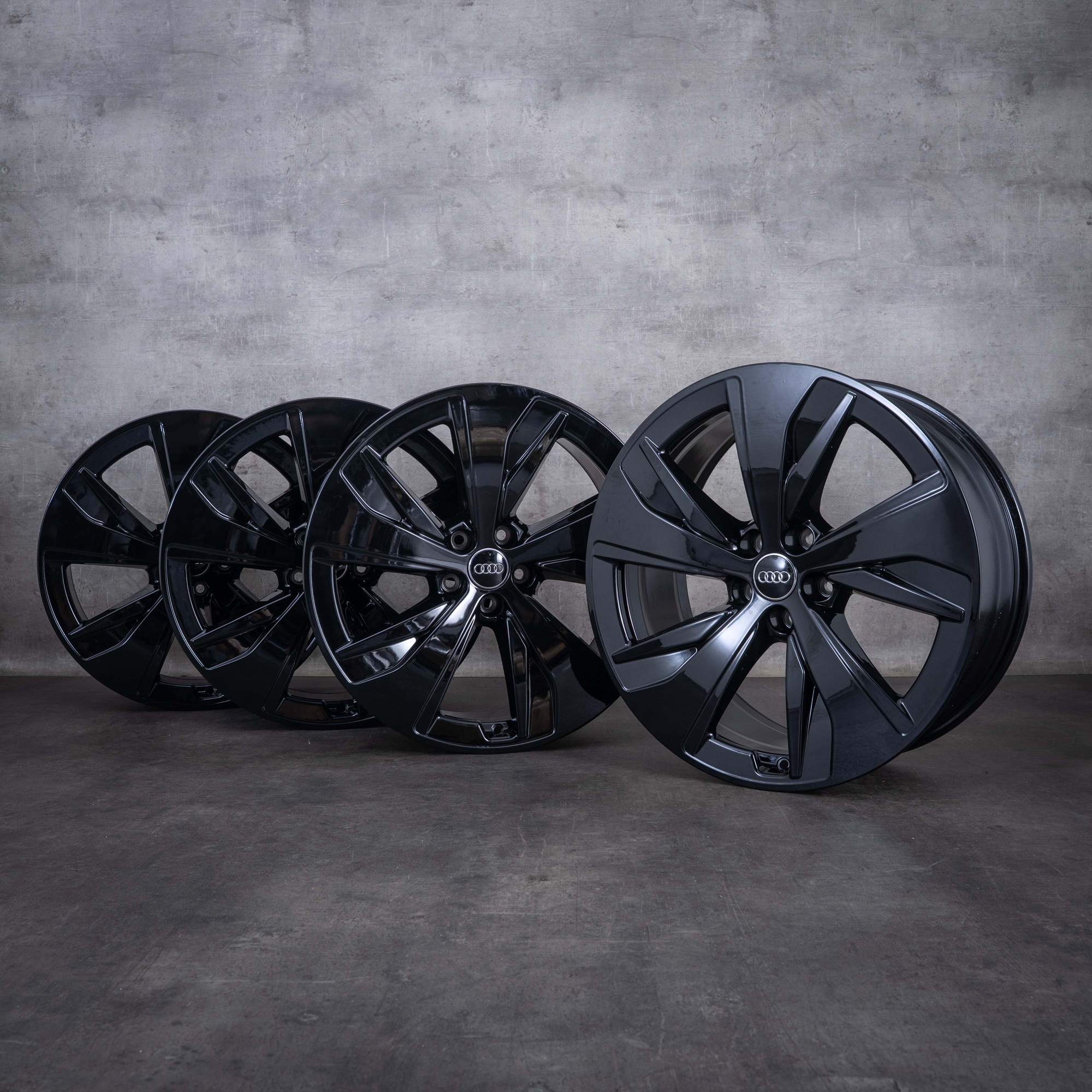 Original Audi e-tron GE Q8 Felgen 20 Zoll 4KE 4KE601025AF schwarz glanz