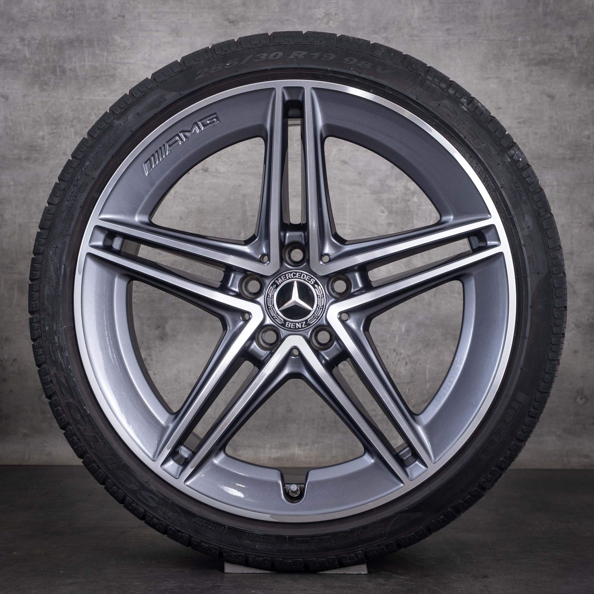 Original Mercedes Benz C-Klasse C63 & S AMG Winterräder 19 Zoll C205 A205 Felgen A2054012001 A2054012101 himalaya grey front glanzgedreht