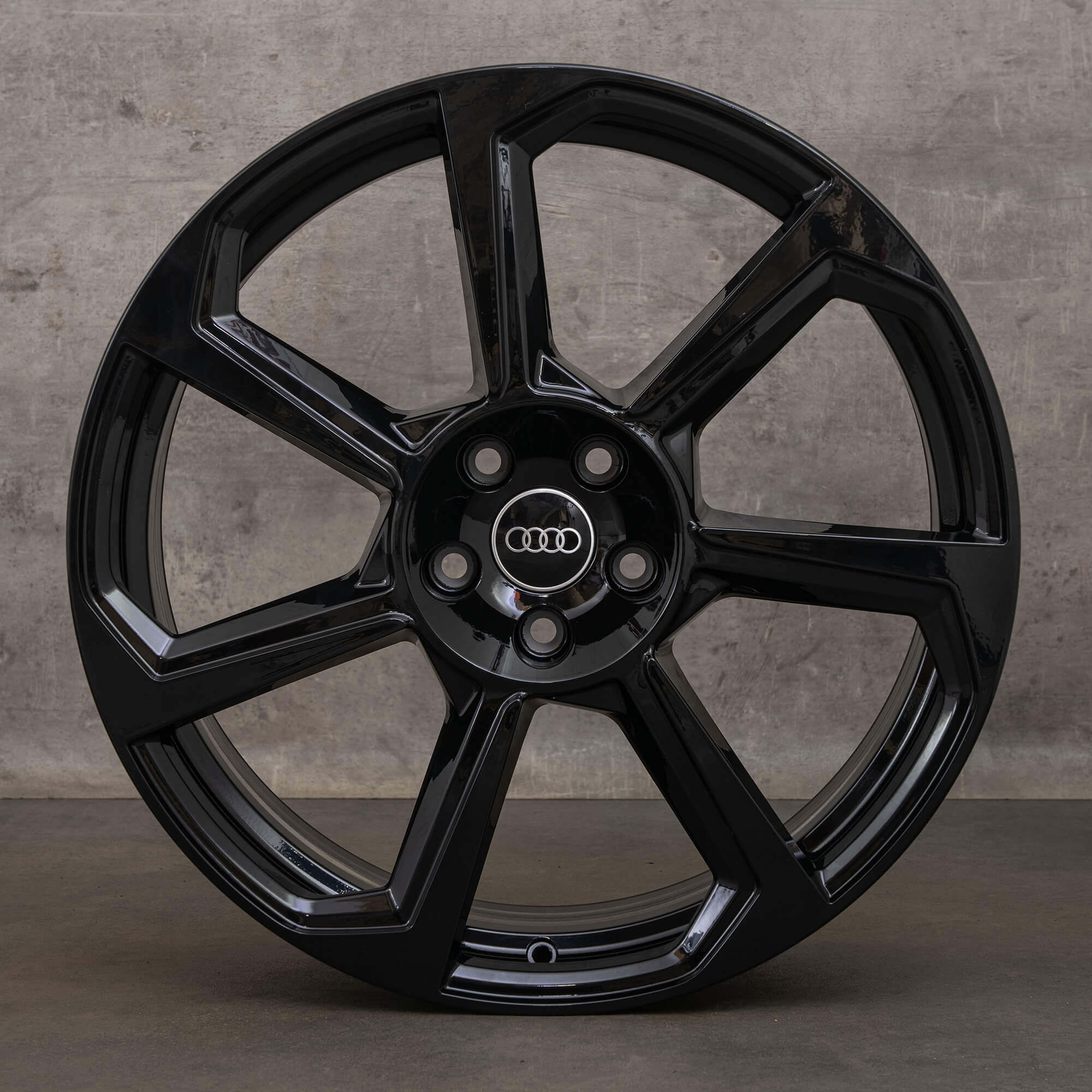 アウディ TTRS 純正オプション20インチホイール4本 新車外し 鍛造】アウディ 8S TT RS 純正 20in 9J +52 PCD112 4本セット