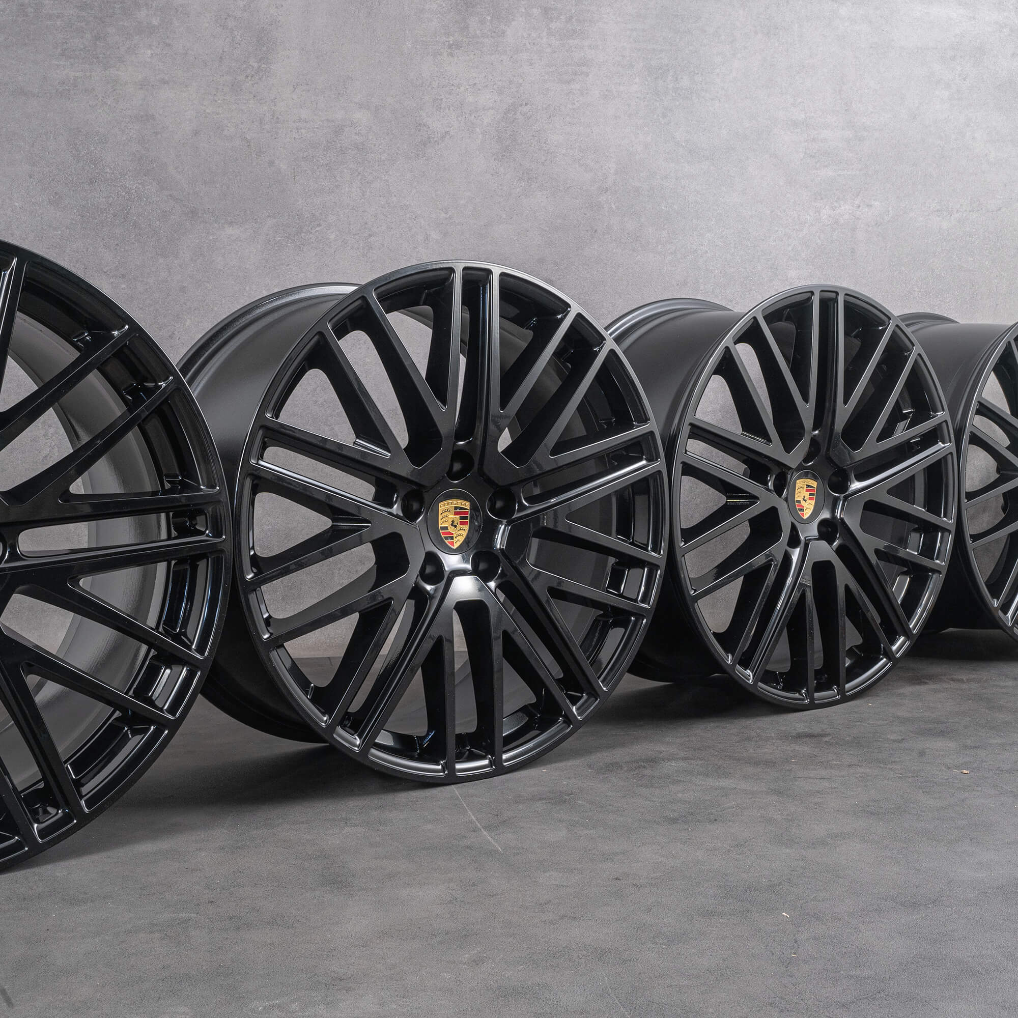 Originele Porsche Cayenne velgen 9YA II 22 inch Turbo V 9Y0601025DR zwart 041