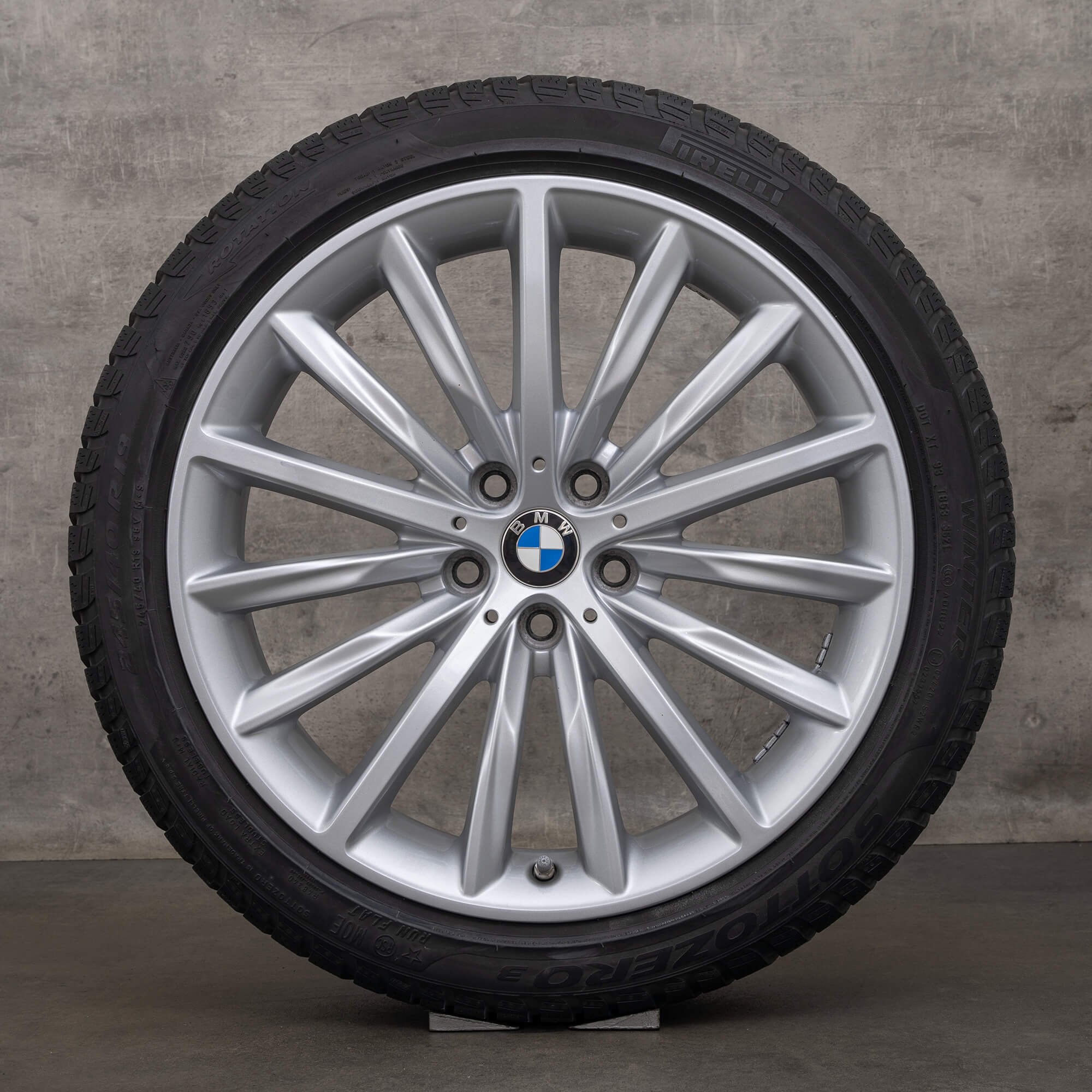Alkuperäiset BMW 5-sarjan 19 tuuman G30 G31 vanteet täydelliset talvivanteet tyyli 633 6863419 hopea talvirenkaat