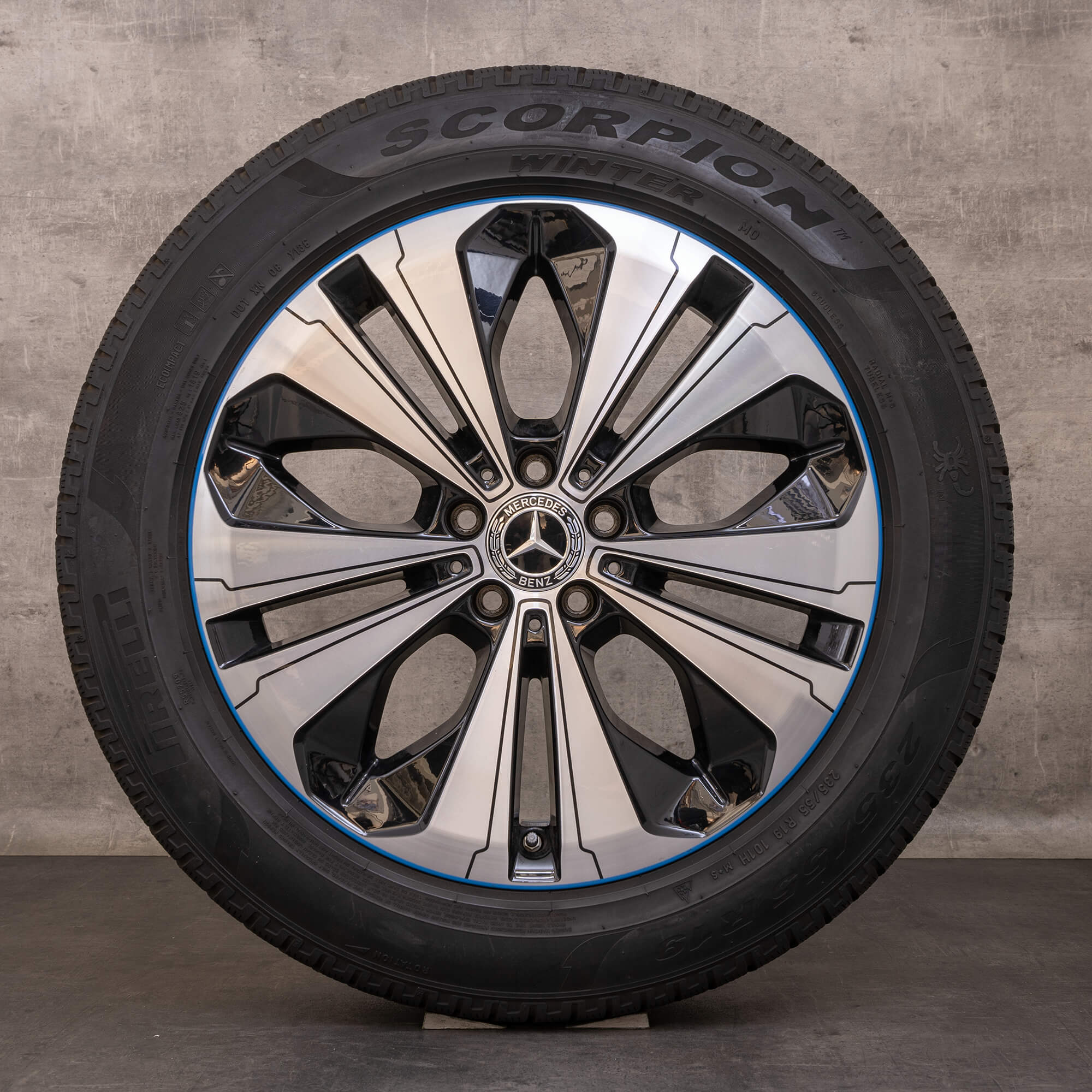 Oryginalne koła zimowe Mercedes Benz EQC 19 cali N293 Felgi A2934010200 czarno niebieskie Polerowane