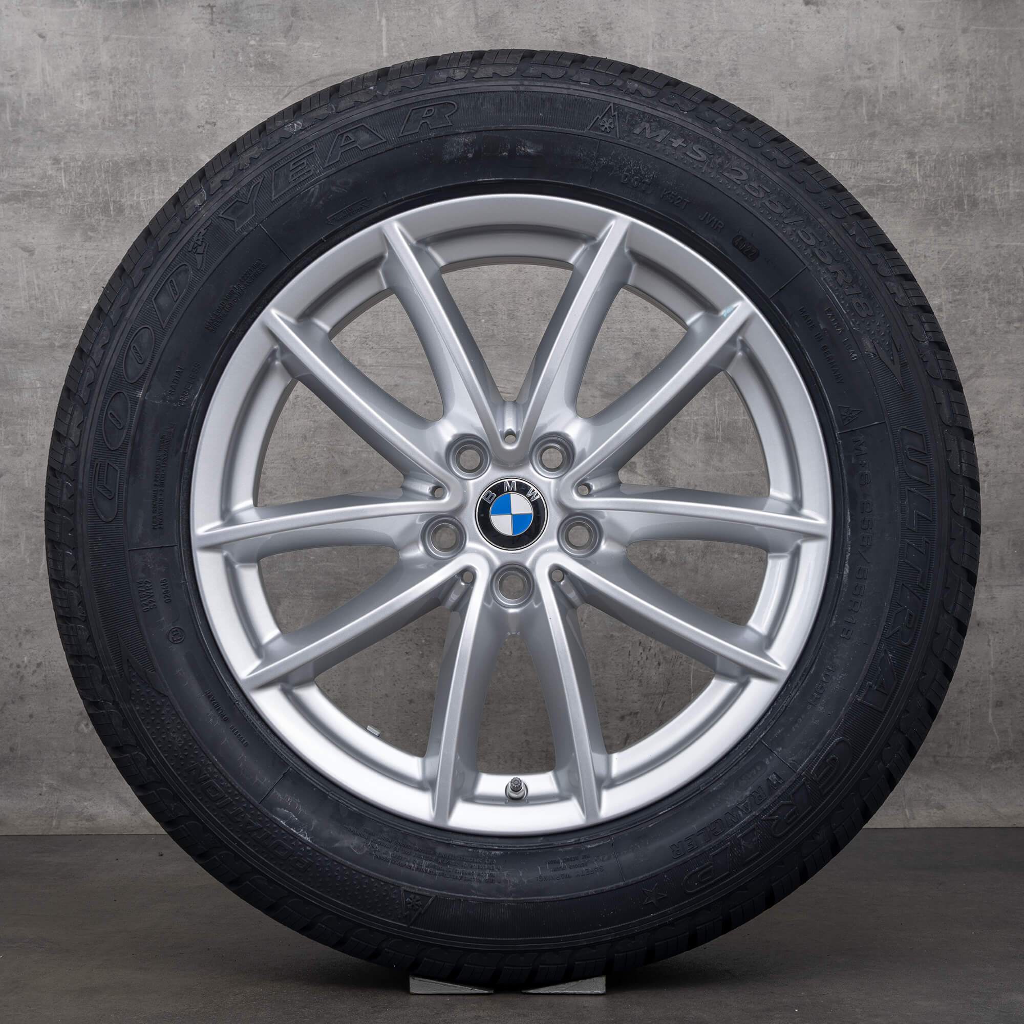 Originali BMW X5 X6 cerchi invernali 18 pollici G05 G06 auto styling 618 V-spoke 6880684 argento NUOVO