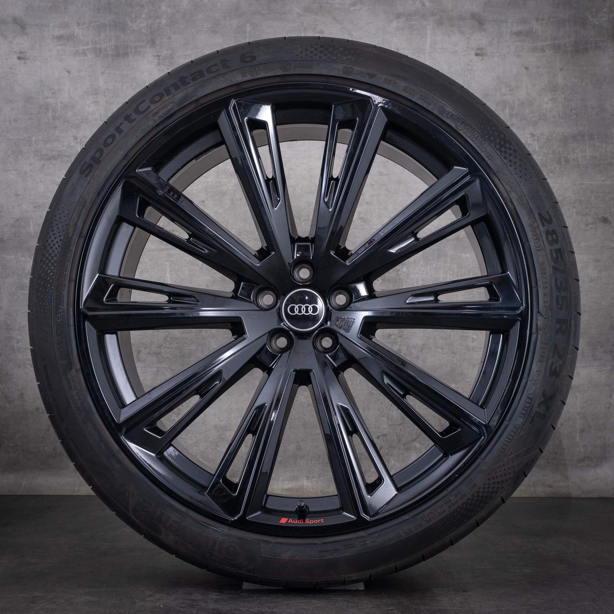 Original Audi Q8 SQ8 Felgen 23 Zoll 4M8 Sommerräder Trapezoid 4M8601025R schwarz glanz