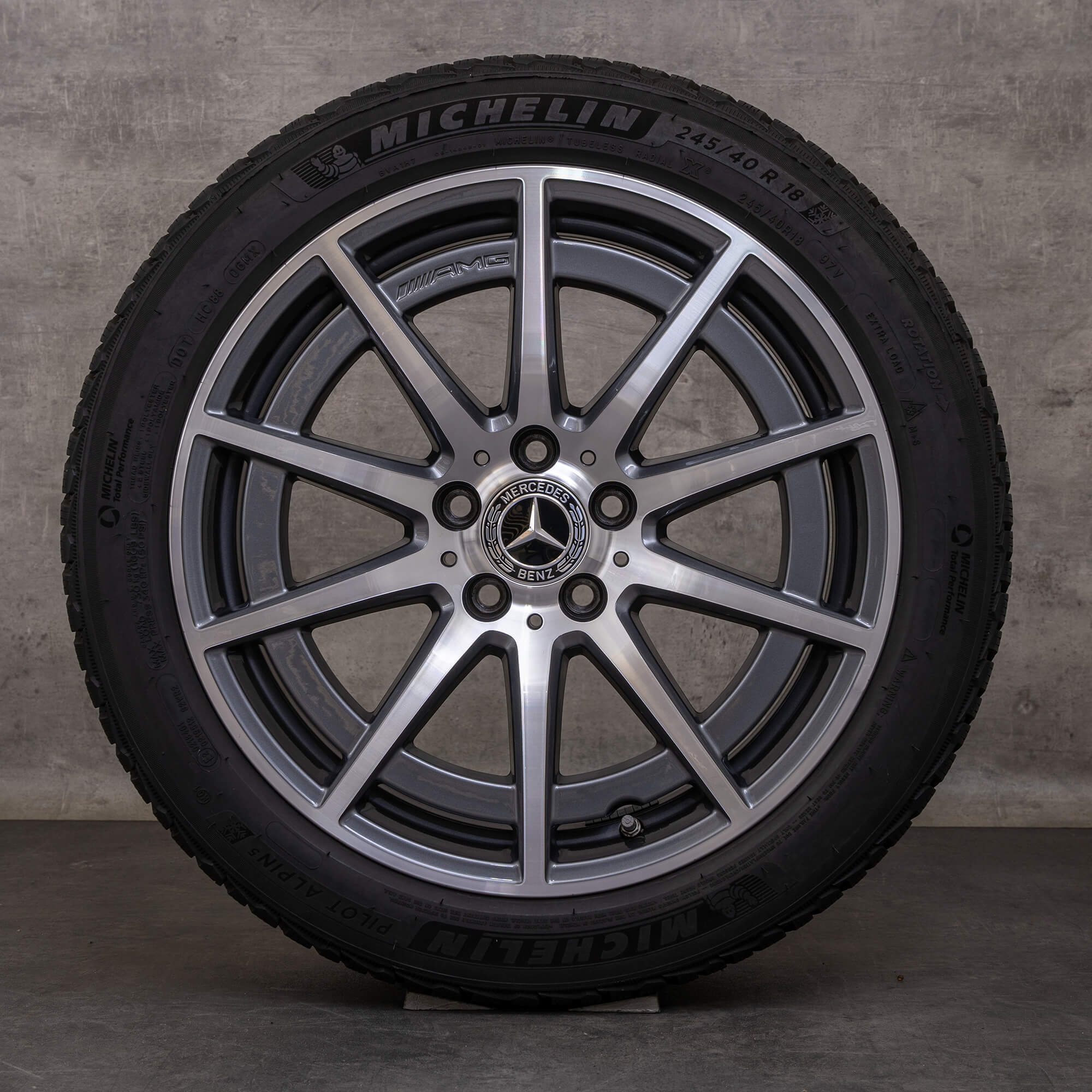 Äkta Mercedes Benz A-klass A45 CLA 45 AMG vinterhjul 18 tum W177 V177 C118 X118 fälgar / fälg A1774012100 titan glansig svarvad