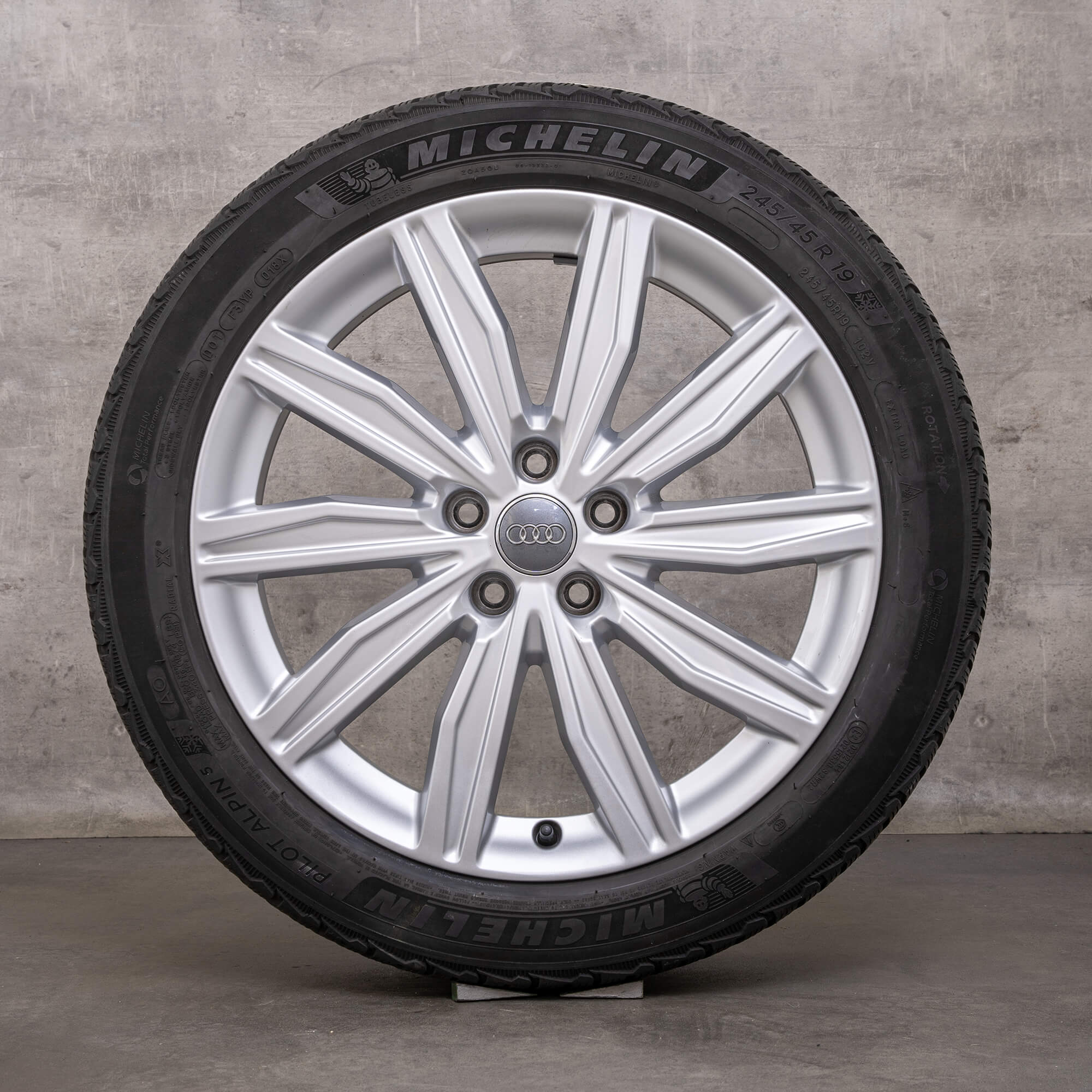 OEM Audi A6 S6 winter wheels 19 inch 4K C8 rims 4K0601025M dynamic