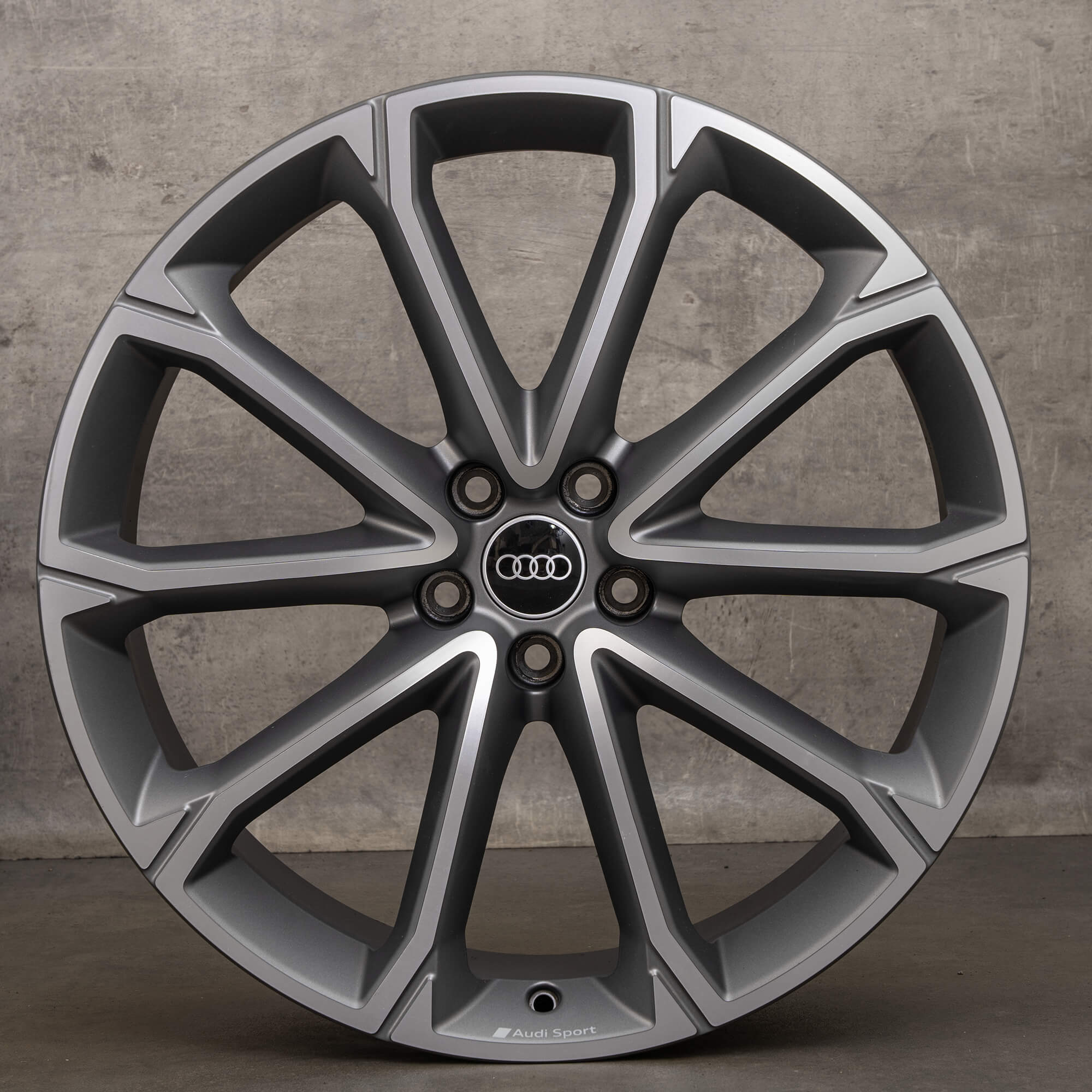 Original Audi RS Q3 F3 Sportback 21 Zoll Felgen 83A601025AH schwarz matt