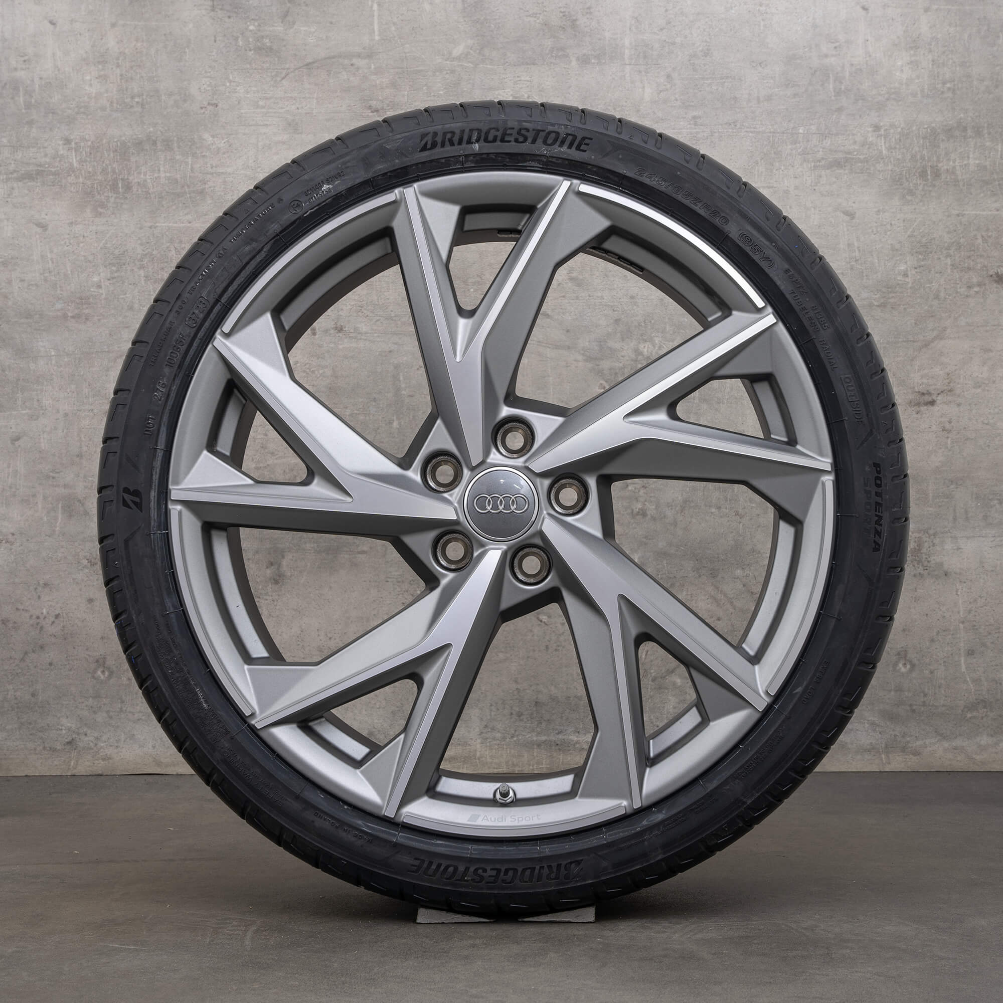 OEM Audi R8 winter wheels 20inch 4S rims 4S0601025CA 4S0601025CC diamond cut titanium NEW
