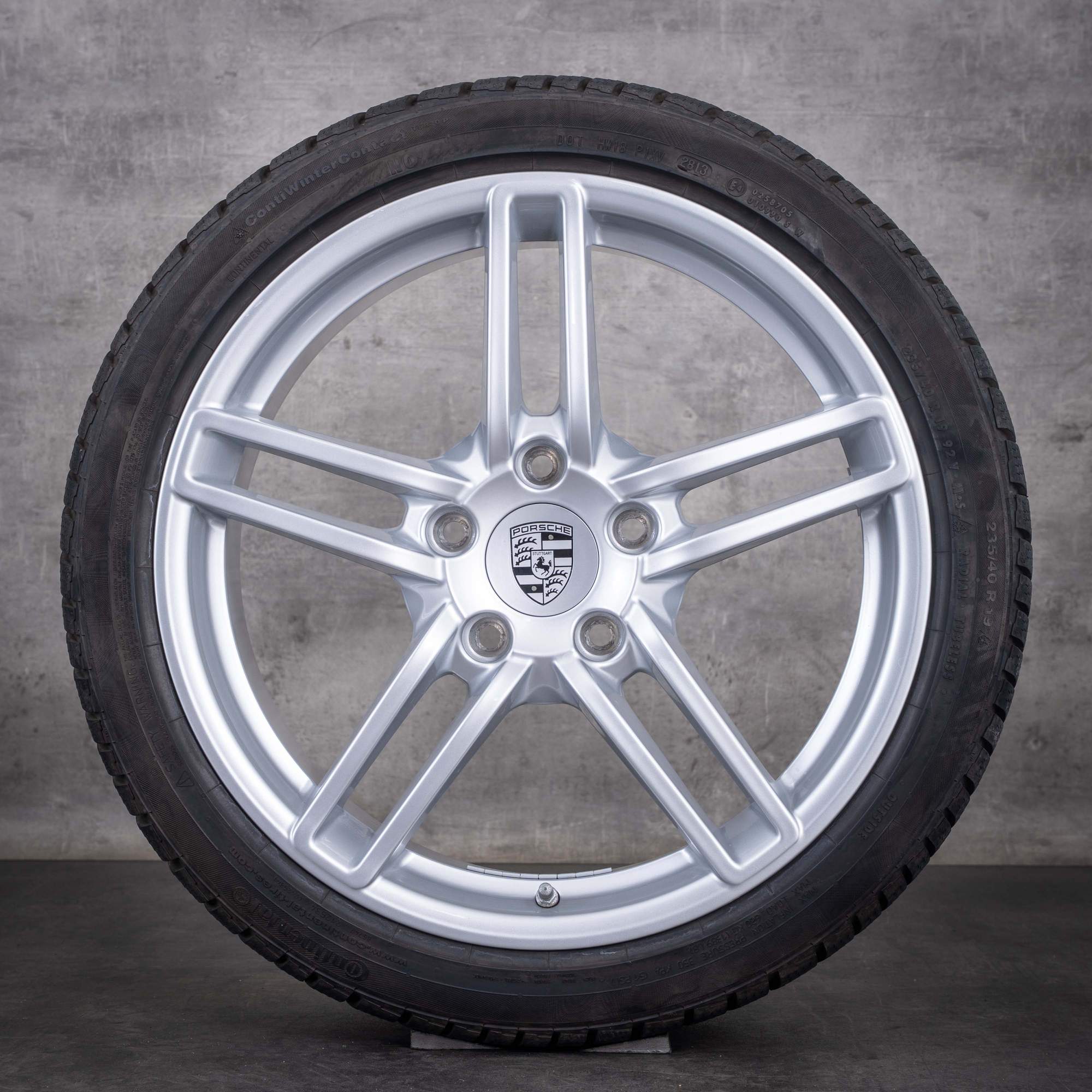Alkuperäiset Porsche 911 -talvirenkaat 19 tuumaa 991 Carrera 4 & 4S -vanteet 99136214102 99136214603 hopea