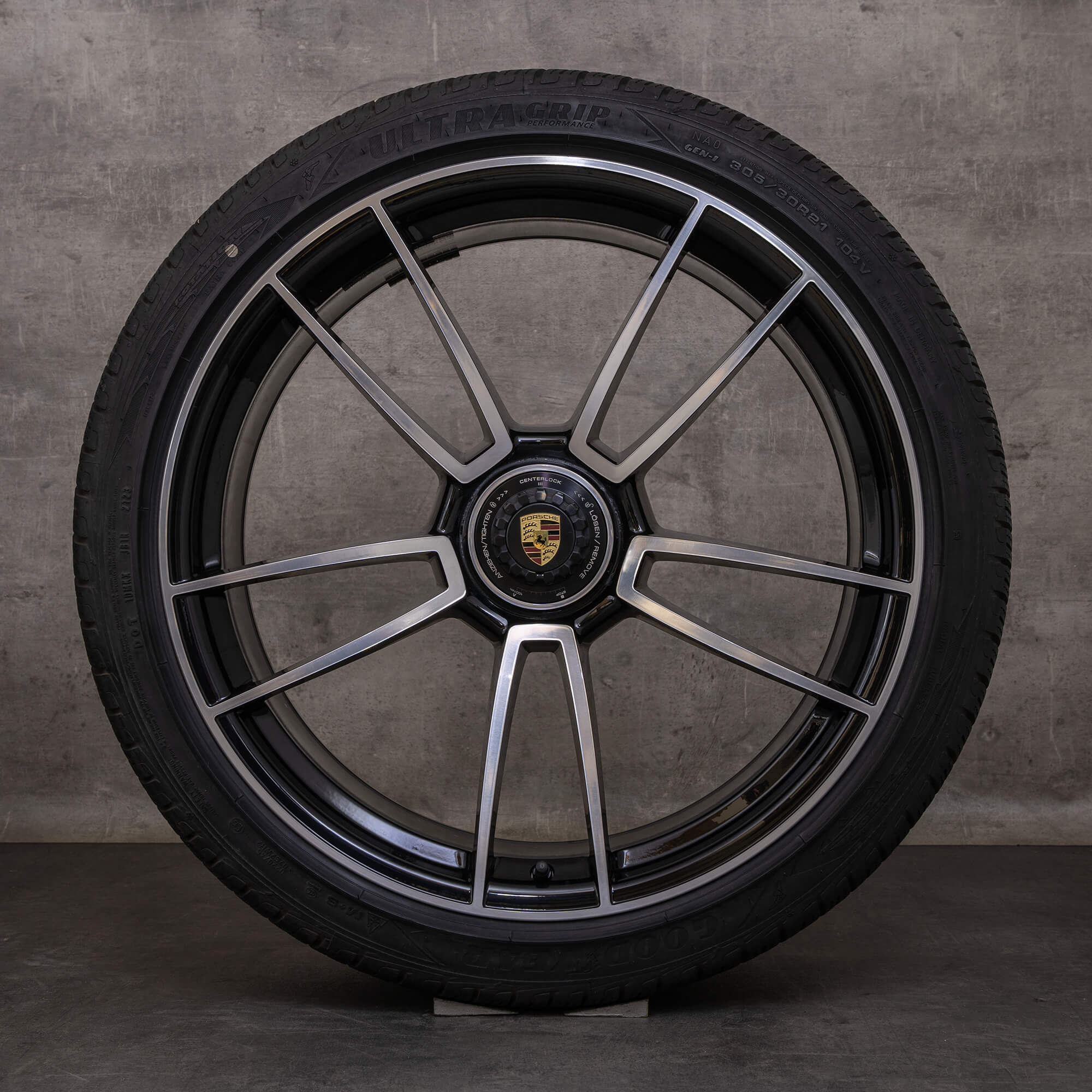 Originale Porsche 911 vinterdæk med fælge 20 21 tommer 992 I 992601025AB 992601025AC Turbo S sort blank drejet