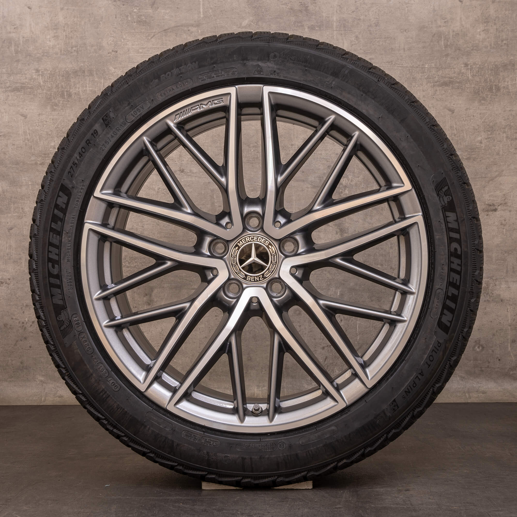 Oryginał Mercedes Benz Klasa C 63AMG S E Performance koła zimowe 19 cali S206 Felgi A2064012900 A2064012400 tytanowo-szare Polerowane