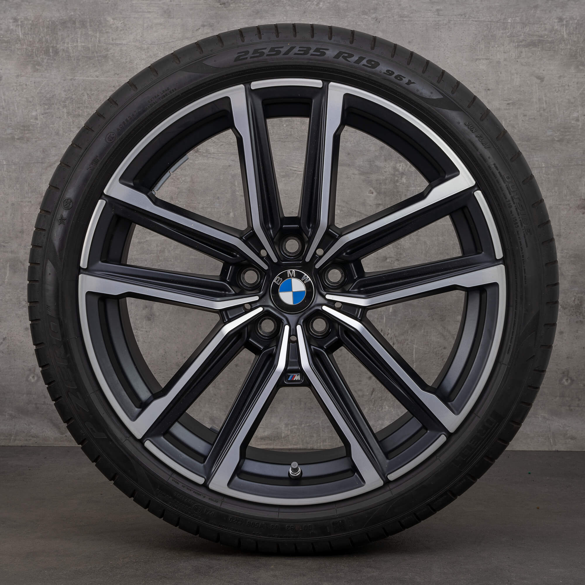 BMW 19 tums fälgar 2er G42 3er G20 G21 4er G22 G23 M797 sommardäck sommarhjul