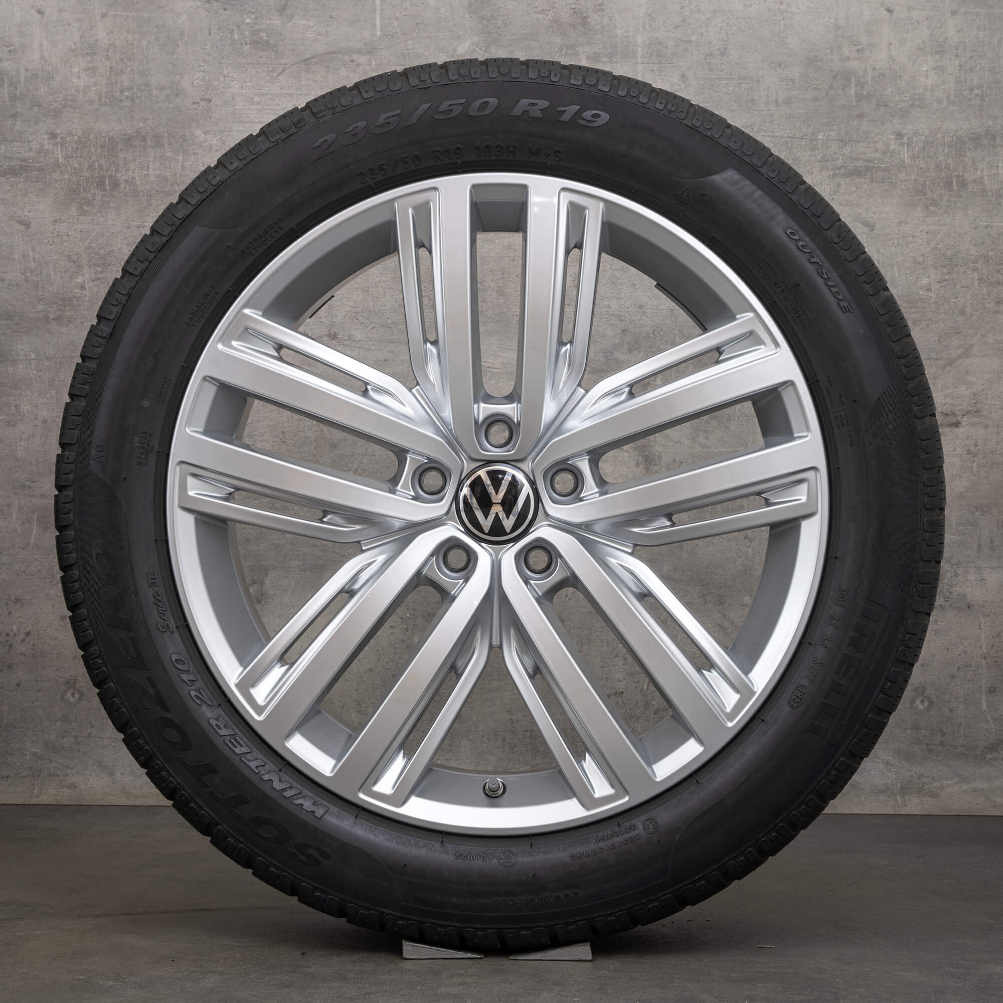 VW Tiguan II & Allspace 5NA roues hiver pneus jantes 19 pouces 5NA601025F