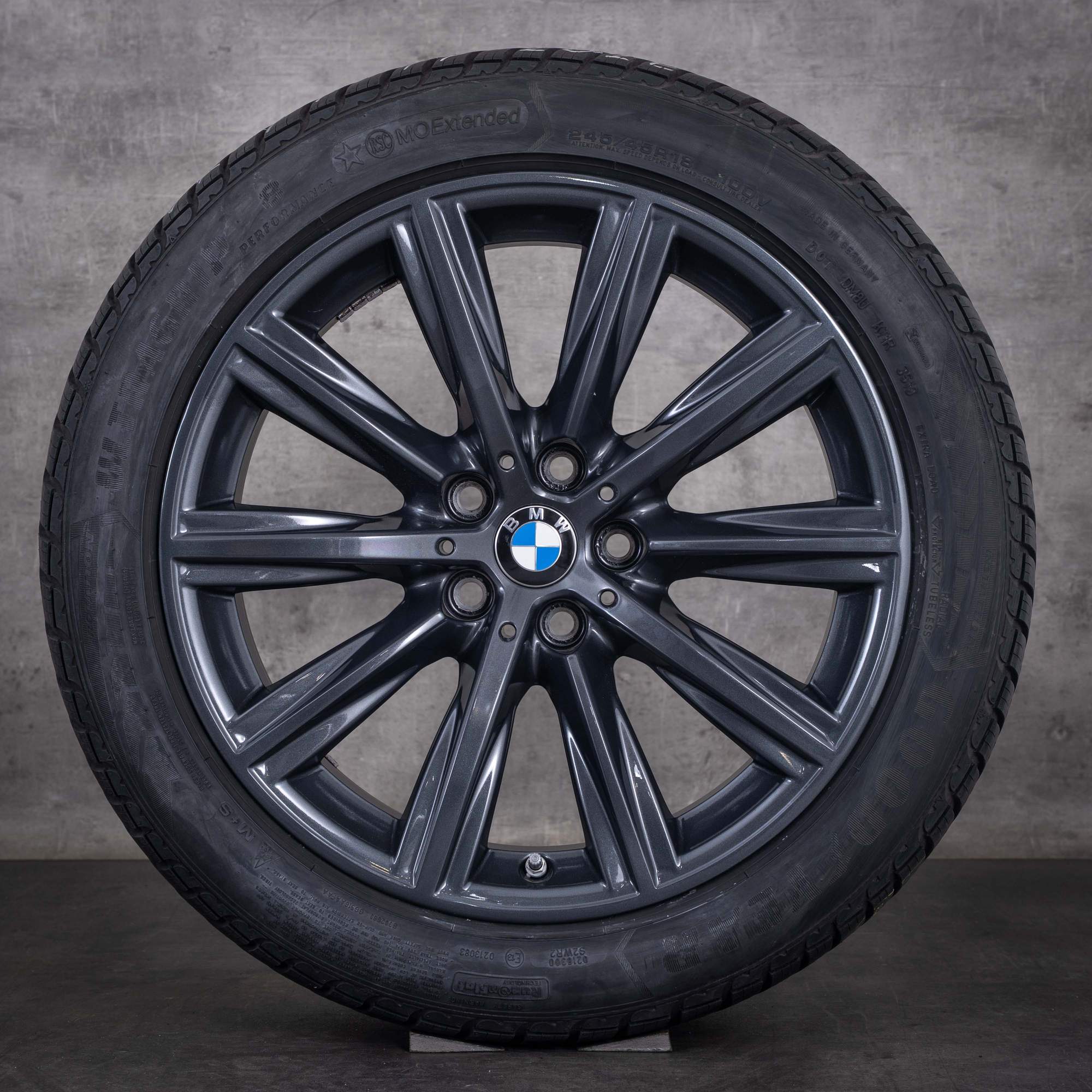 Original BMW 5er Winterräder 18 Zoll G30 G31 Felgen Styling 684 6874441 midnight grey glanz