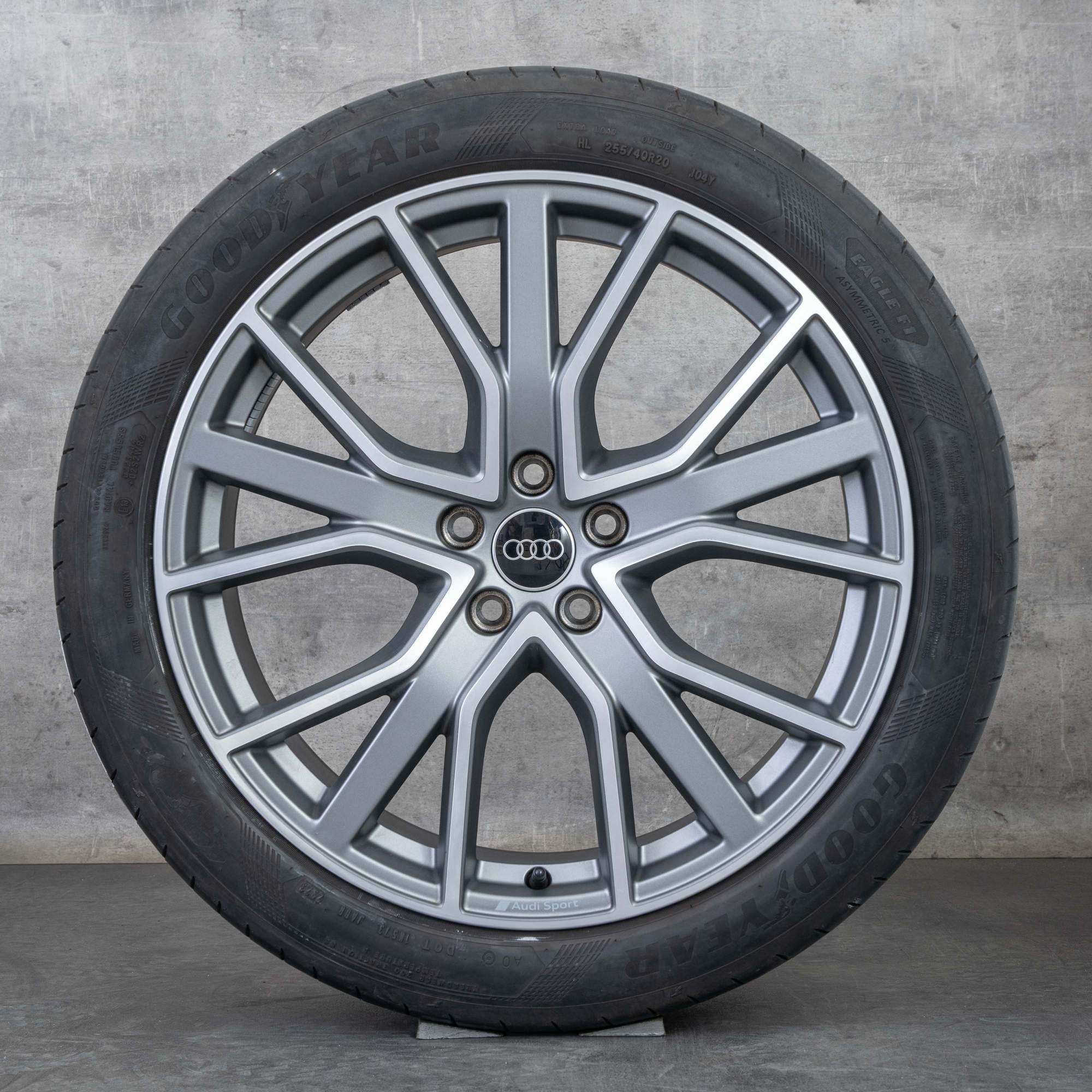 Alkuperäiset Audi A6 S6 talvirenkaat 20 tuuman 4K C8 vanteet 4K0601025AB titaani mattakiillotettu.