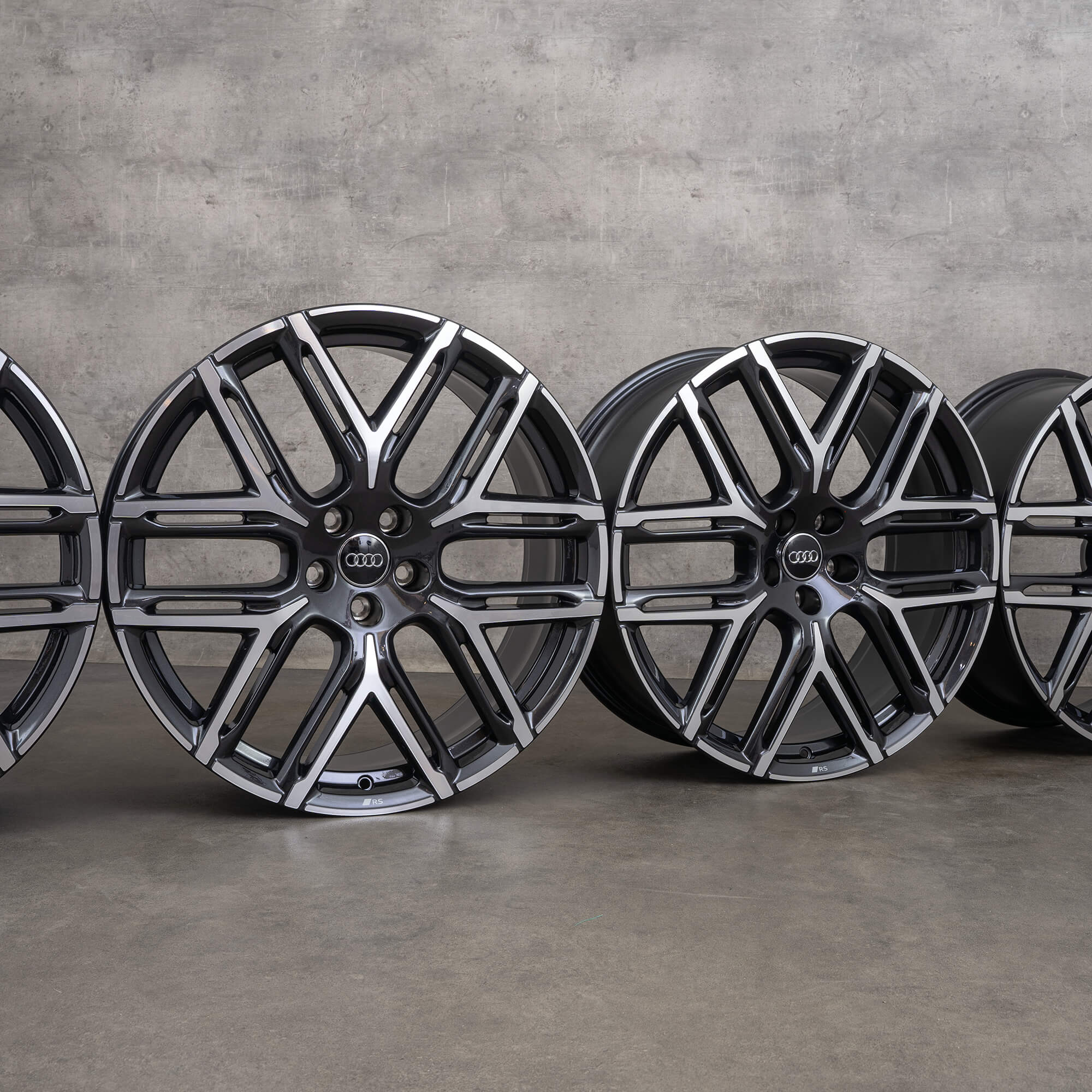 Audi RSQ3 F3 21 Zoll Felgen 83A601025AT Neu