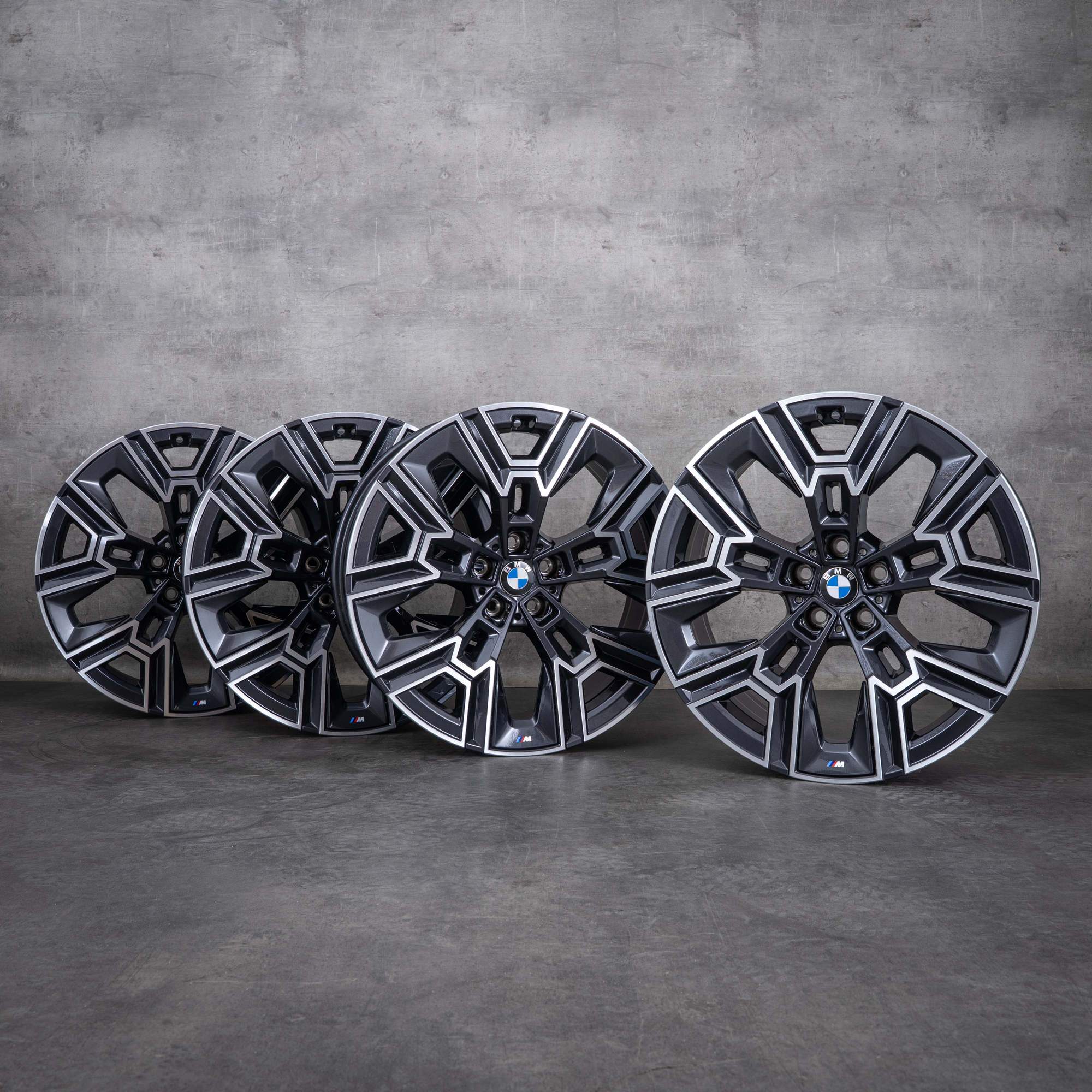 Oryginalne felgi BMW serii 5 i5 20 cali G60 G61 Styling 939 M 5A324E8 5A324E9 orbit grey Polerowane