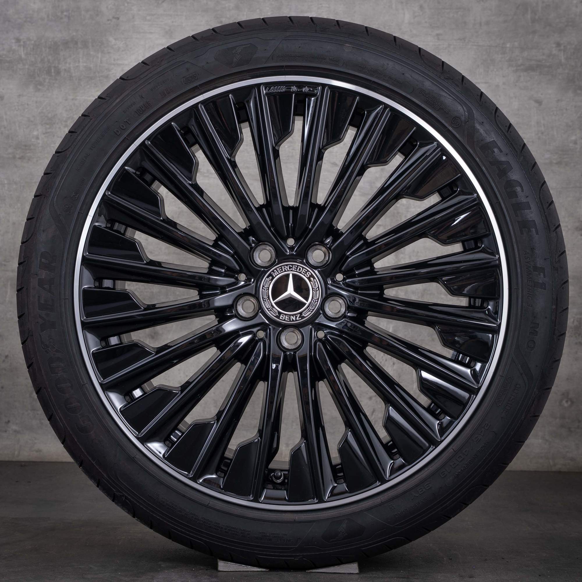 Originele Mercedes-Benz CLE AMG-velgen 19 inch C236 A236 zomerbanden A2364012100 A2364012200 zwart met diamond cut