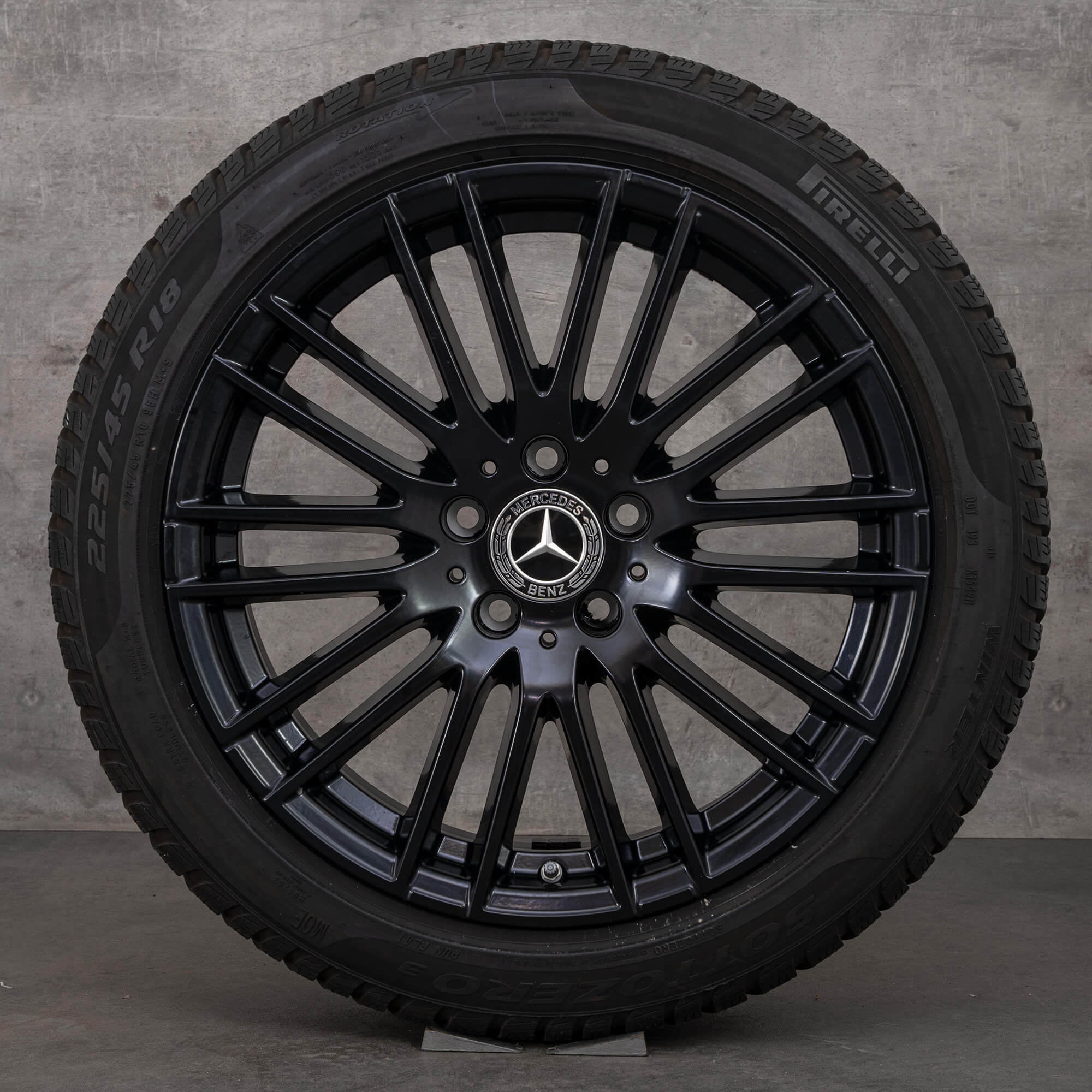 Mercedes 18 inch velgen C-Klasse W206 S206 winterbanden wintervelgen A2064014900