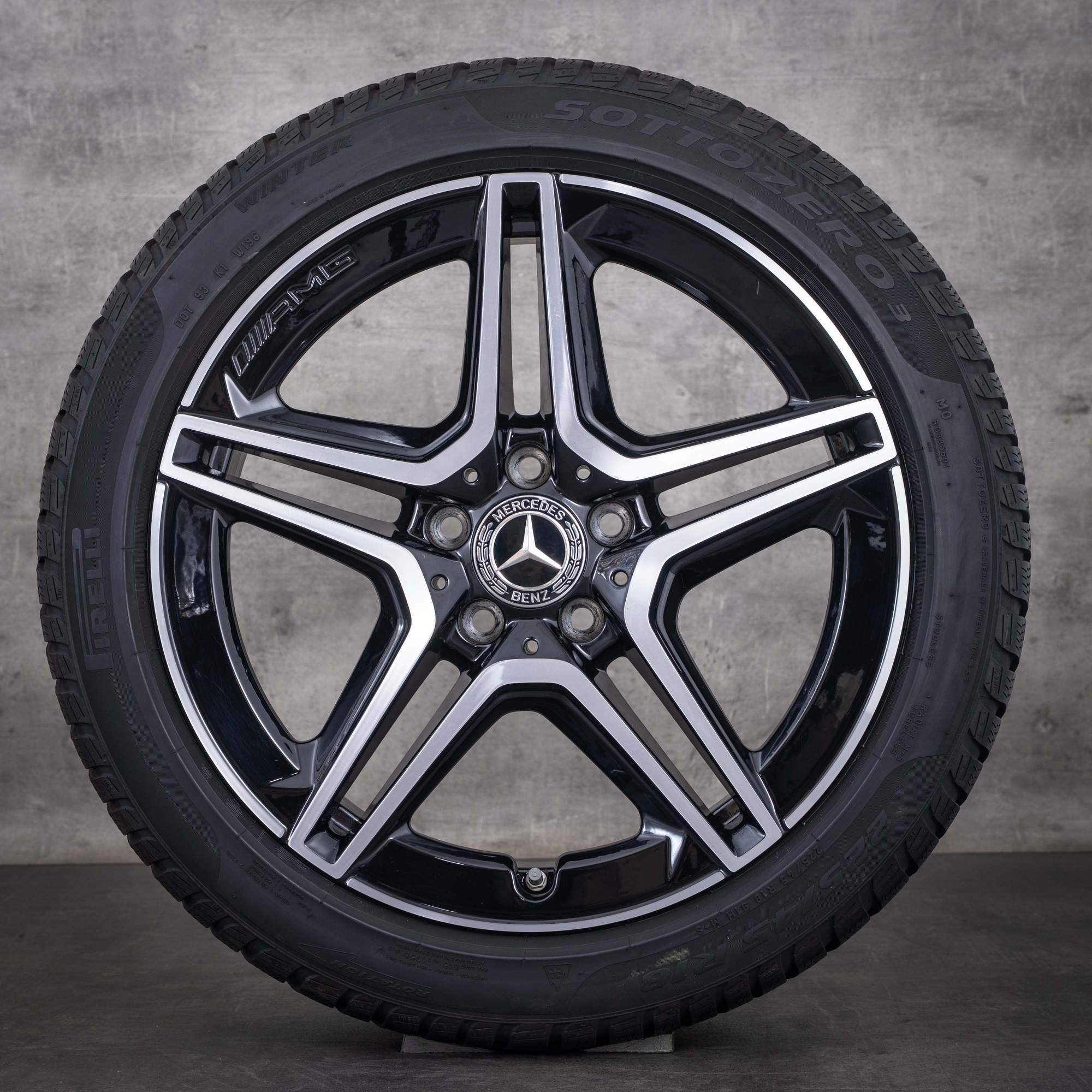 Oryginalne koła zimowe Mercedes-Benz klasy A B Klasse CLA AMG 18 cali W177 V177 W247 X118 C118 Felgi A1774011500 czarne glanzgedreht