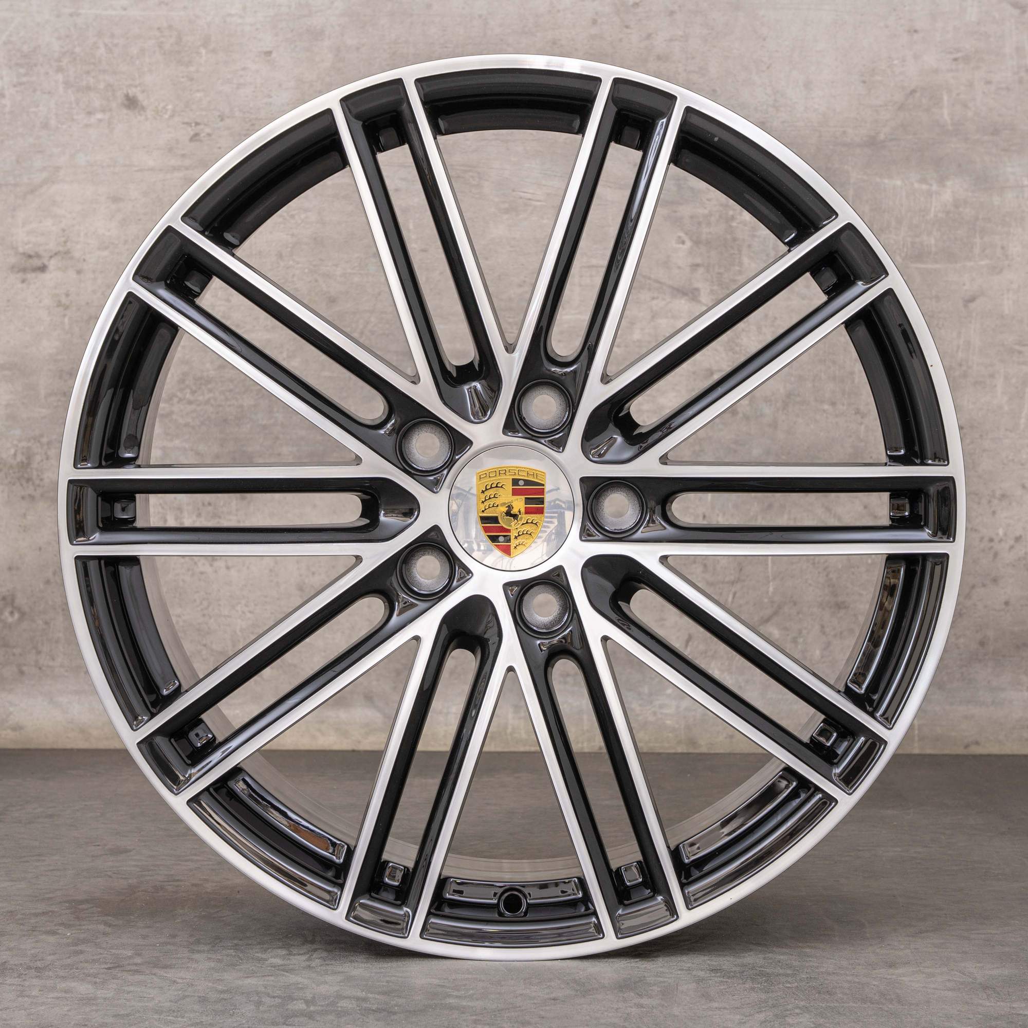 Oryginalne Felgi Porsche Boxster Cayman 718 20 cali 982 Styling 911 Turbo 982601025F 982601025G czarne Polerowane NOWE
