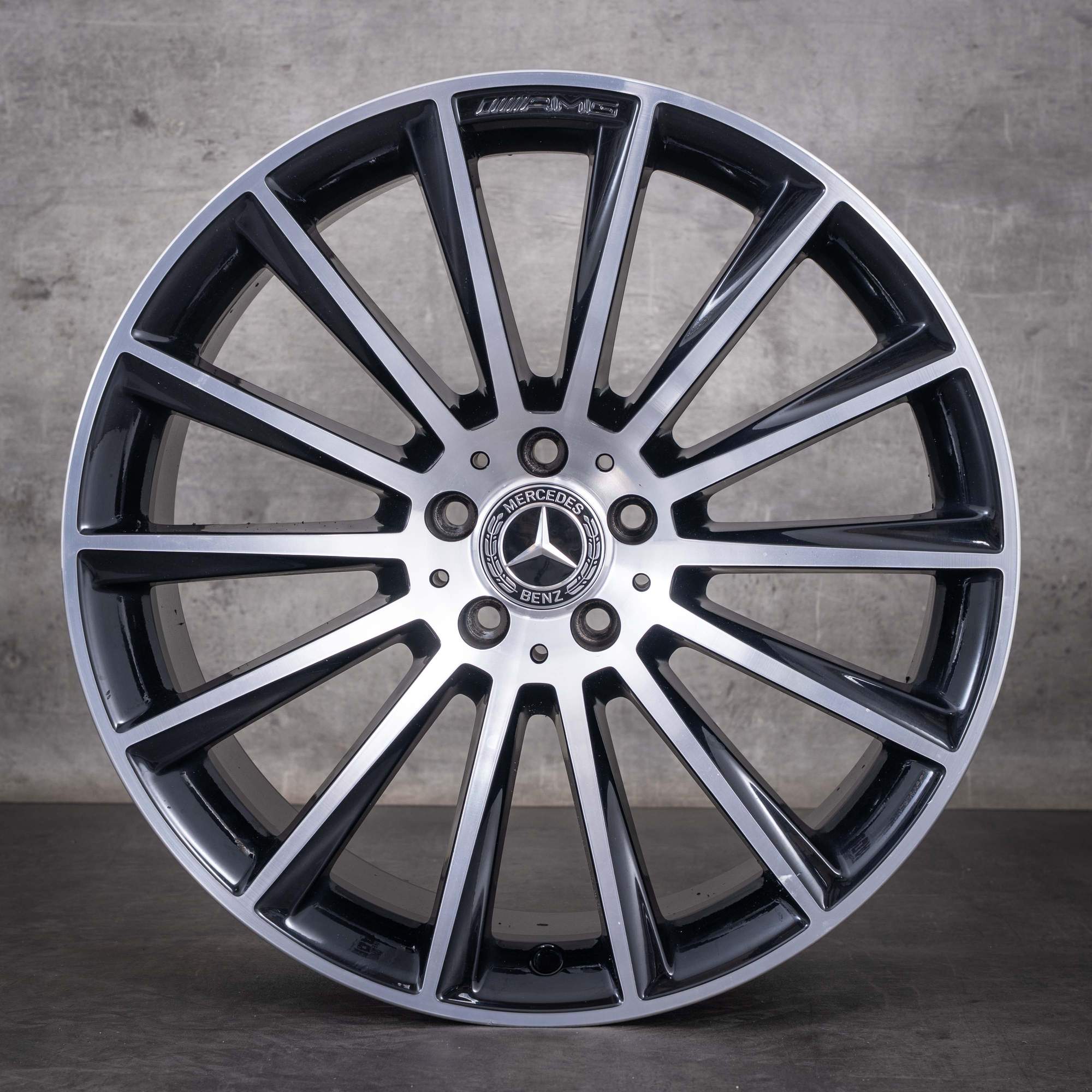 Alkuperäiset Mercedes-Benz GLC 43 AMG -vanteet 20 tuumaa X253 C253 A2534011900 A2534012700 diamond cut musta