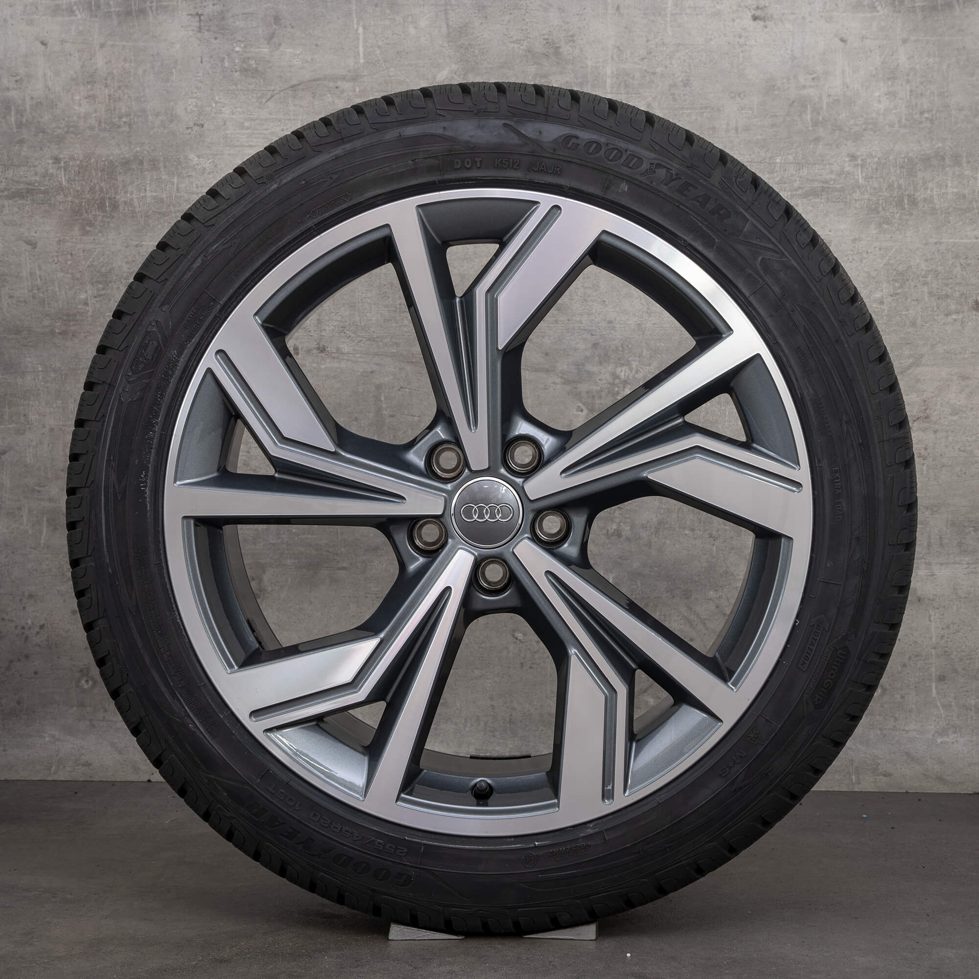 Audi 20 palcové ráfky Q4 e-tron Sportback hliníkové zimní pneumatiky kola