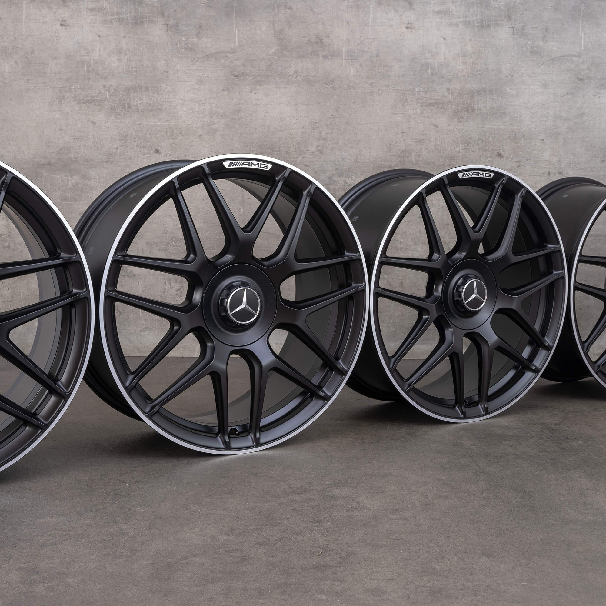 Llantas originales Mercedes Benz CLA 45 & S AMG 19 pulgadas C118 X118 A1774012400 acabado negro mate alto brillo