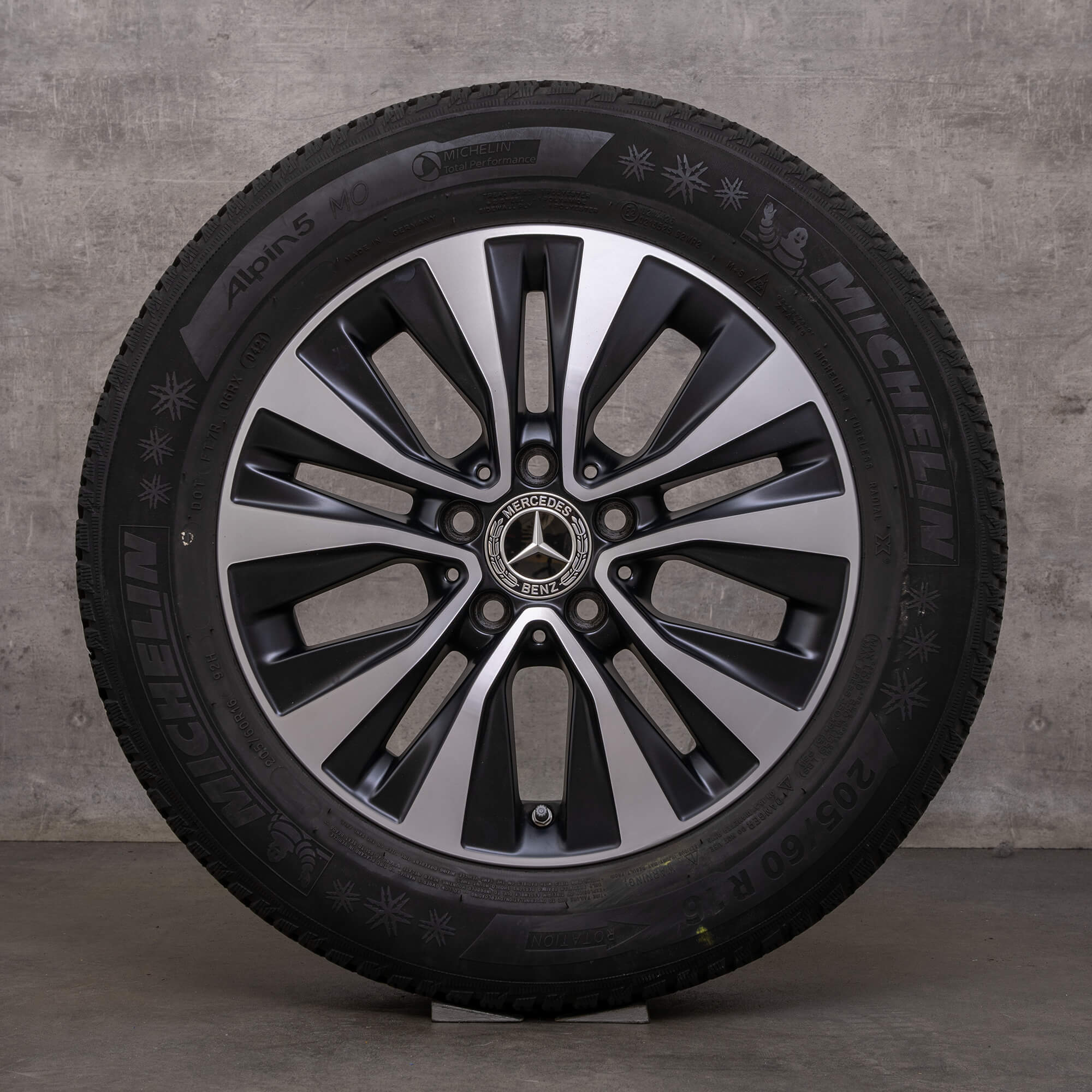 Original Mercedes Benz A B Class CLA roues d'hiver 16 pouces W177 V177 W247 X118 C118 jantes A1774010000 noir mat brillant