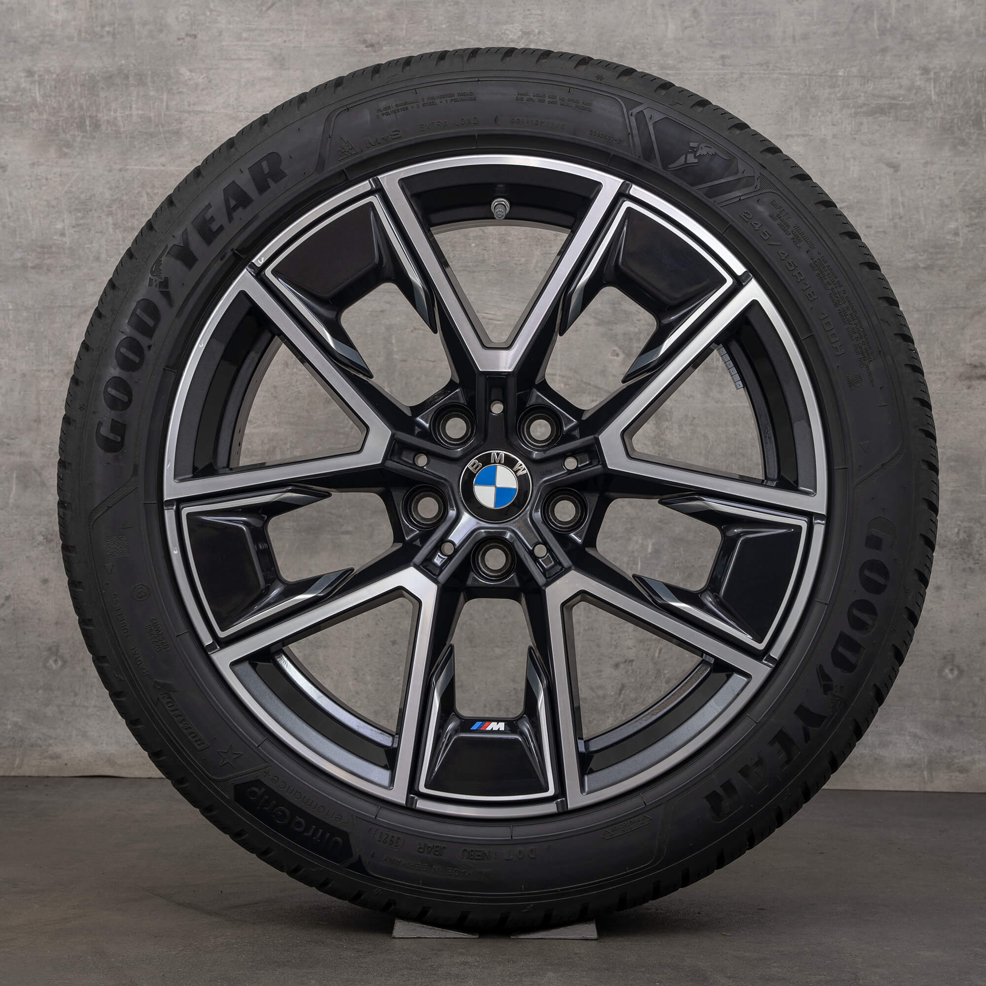 Pneus hiver d'origine BMW Série 4 i4 G26 Gran Coupé 18 pouces jantes 858 8747286