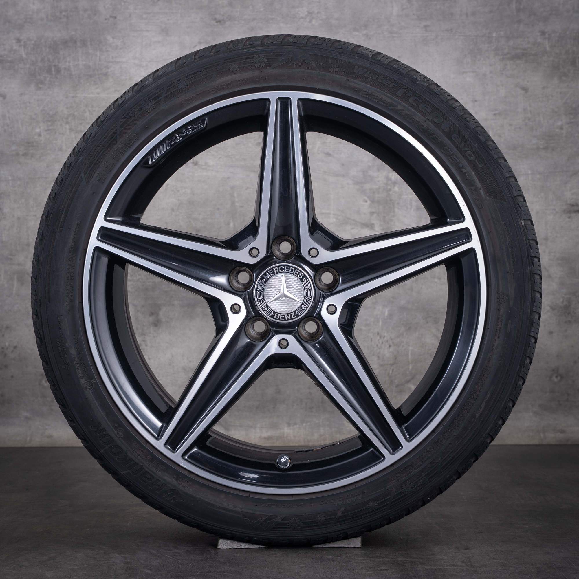 Jante originale Mercedes-Benz Clasa C AMG de iarnă 18 inci W205 S205 C205 A205 coduri A2054011100 A2054011200 negre diamantate