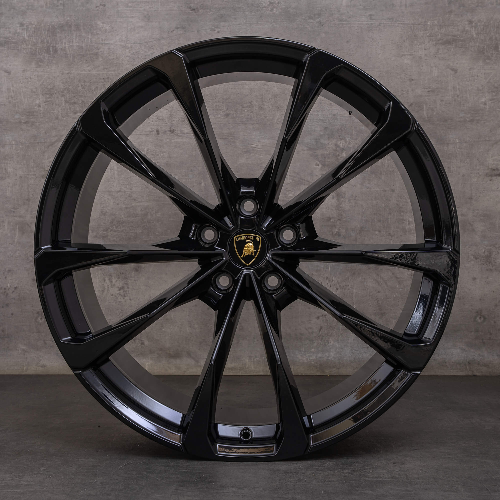 Original Lamborghini Urus fälgar / fälg 23 tum 4ML601025CP 4ML601025CR svart glans