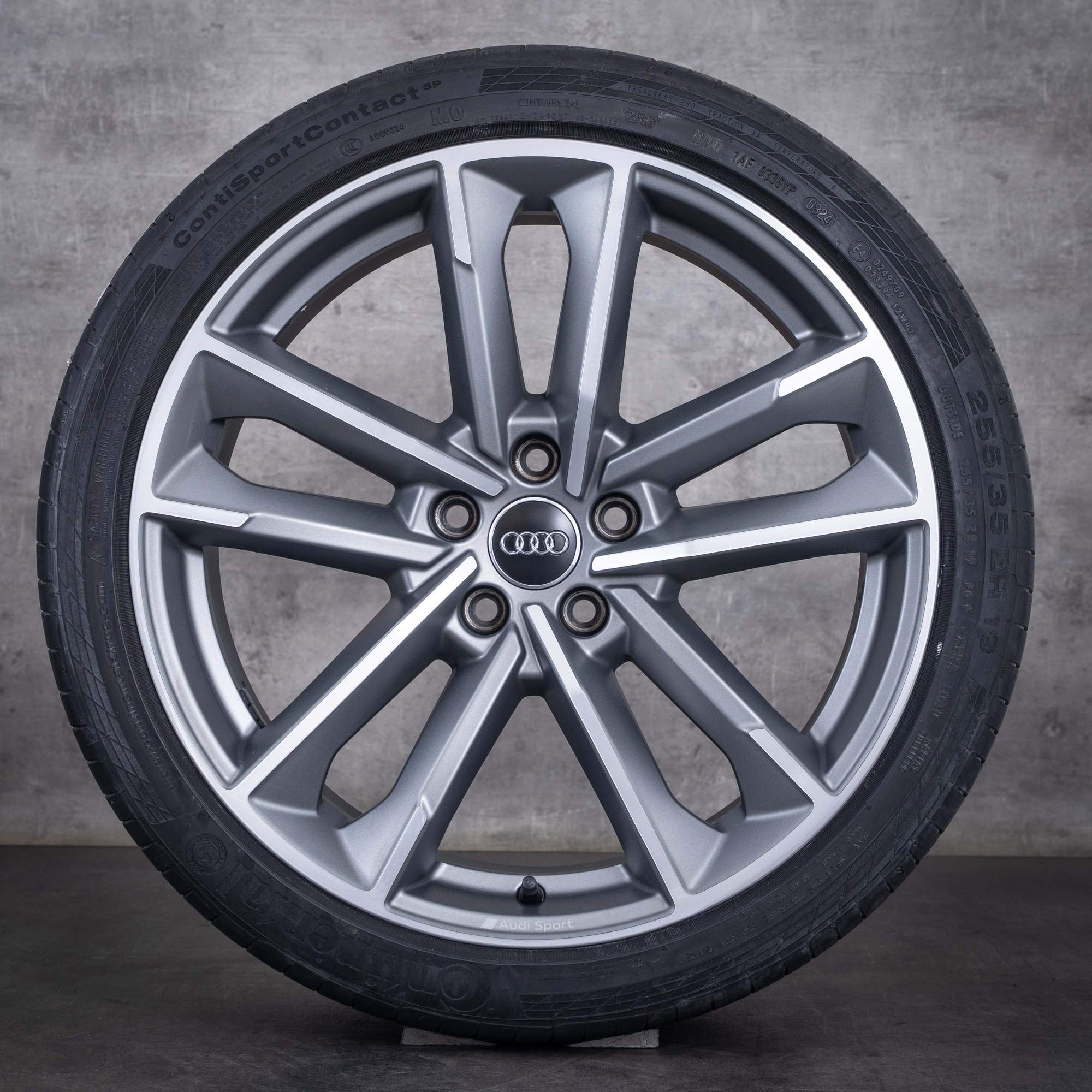 Original Audi A5 S5 Winterräder 19 Zoll 8W B9 F5 Felgen 8W0601025DC titan matt front glanzgedreht