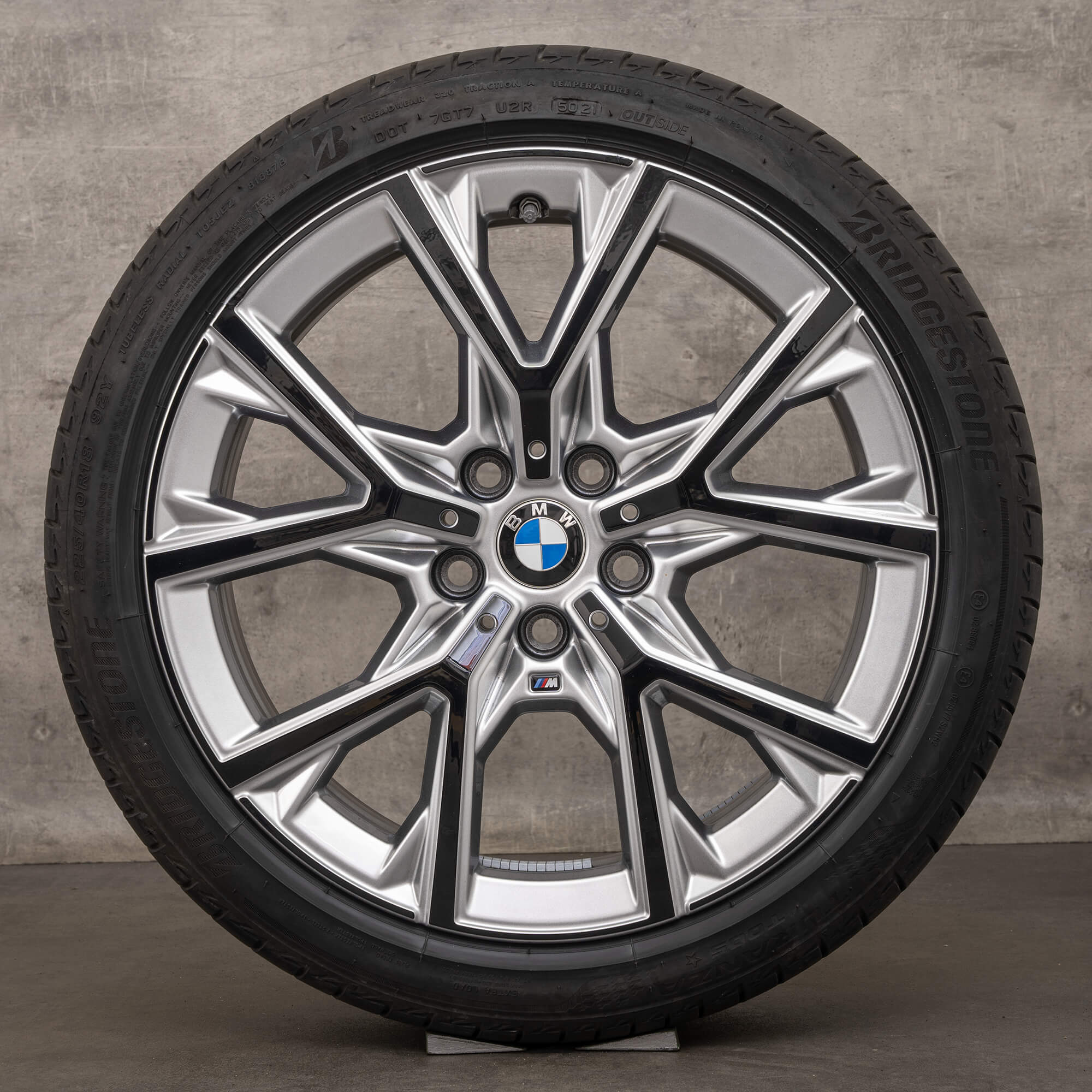 Original BMW 1 Series F40 2 F44 18 inch summer tires 8092355 553 M