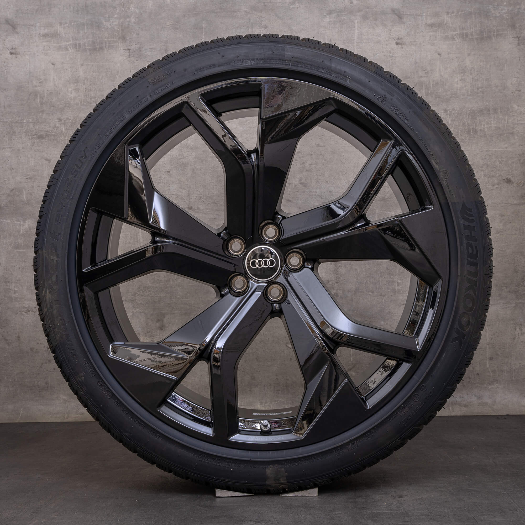 Original Audi RS Q8 Winterrder 23 pouces Rotor 4M8 jantes 4M8601025DC noir brillant NEUF